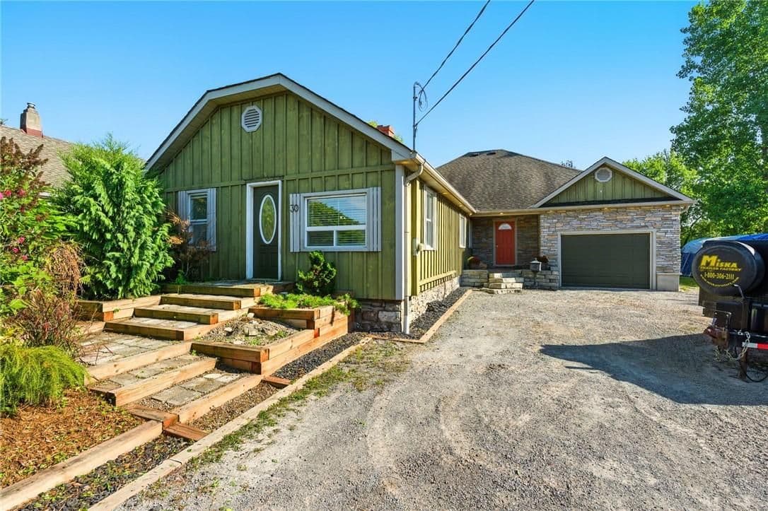 30 Cecil Street, St. Catharines, ON L2N 4B2