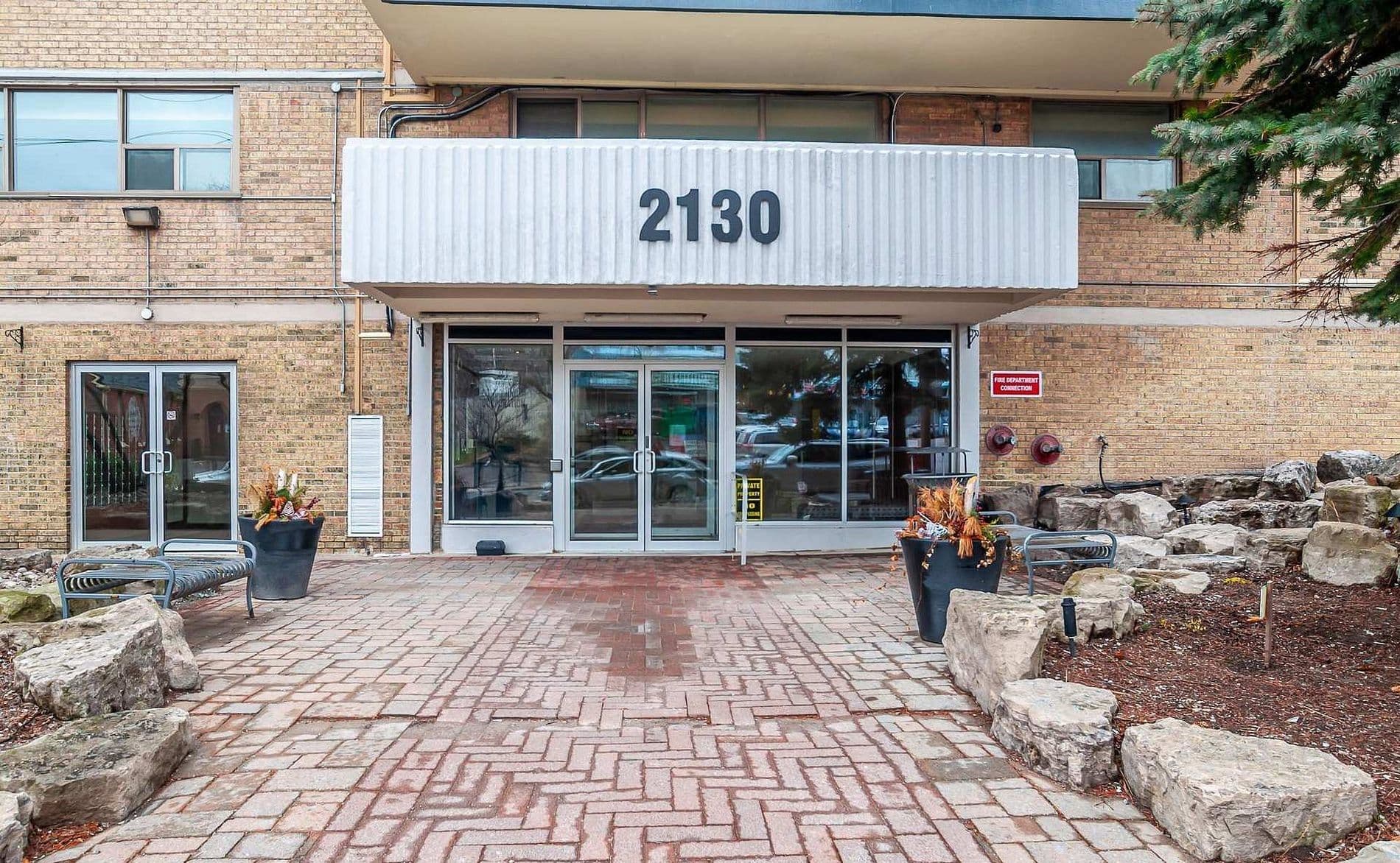 2130 Weston Road 906, Toronto W04, ON M6N 3R9