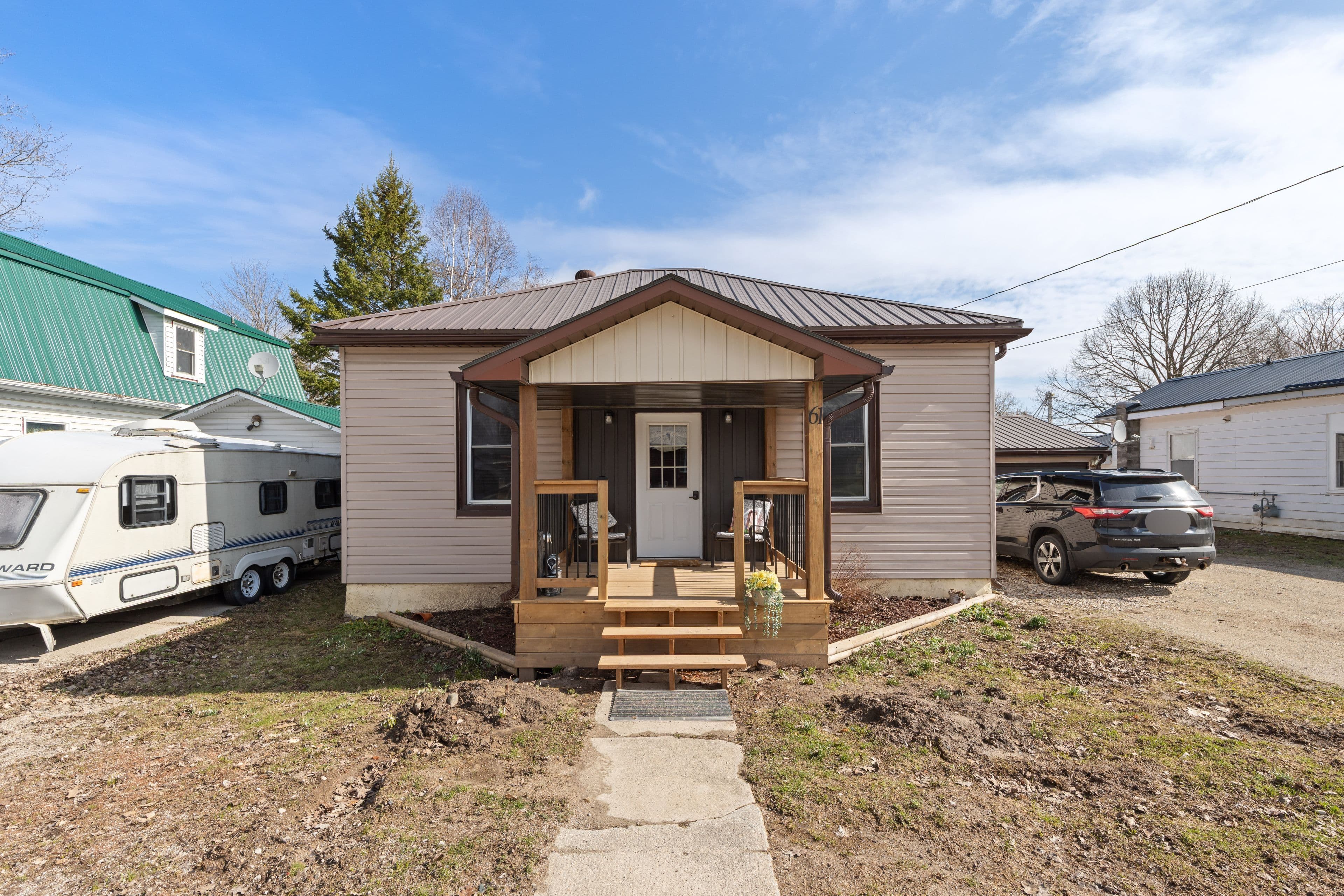 61 Queen Street, Huron East, ON N0G 1H0