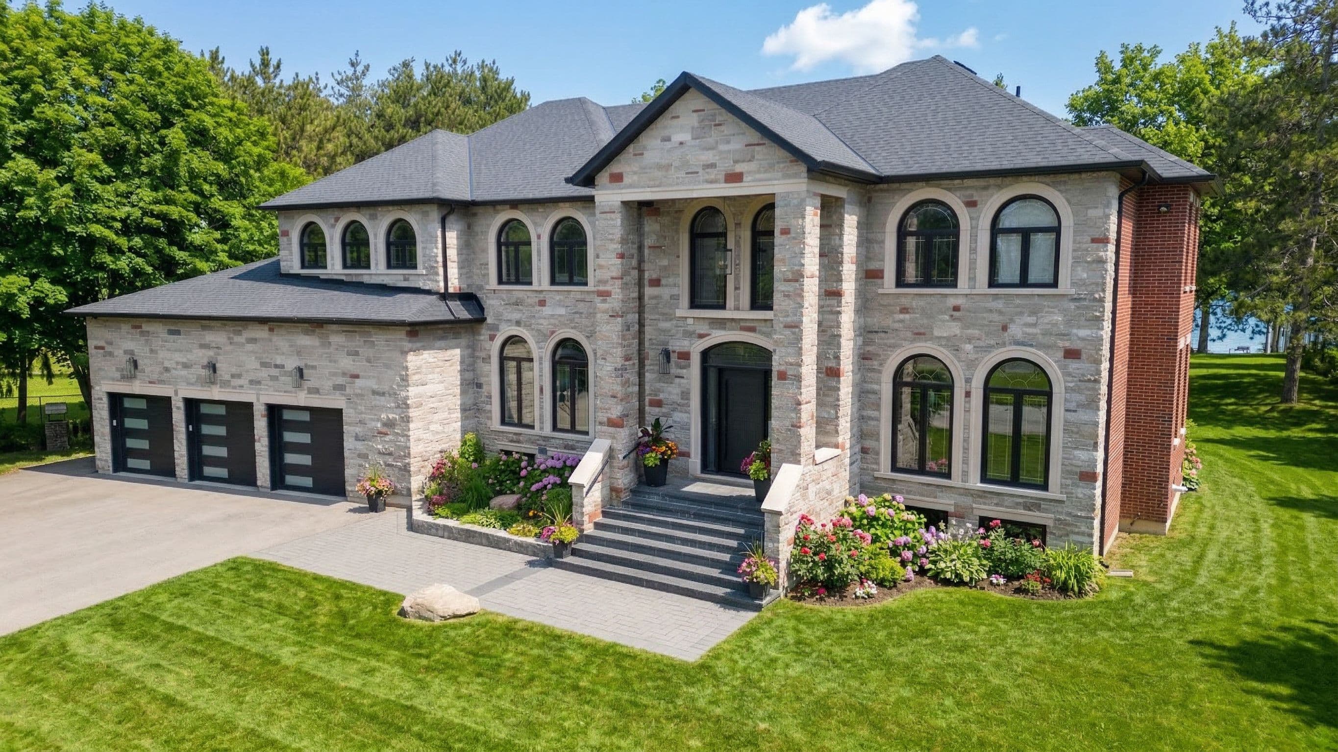 14705 Jane Street, King, ON L7B 1A3