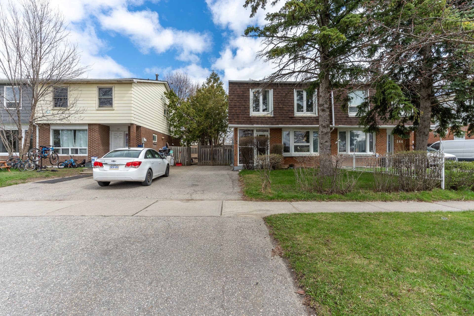 148 Hansen Road N, Brampton, ON L6V 2G6