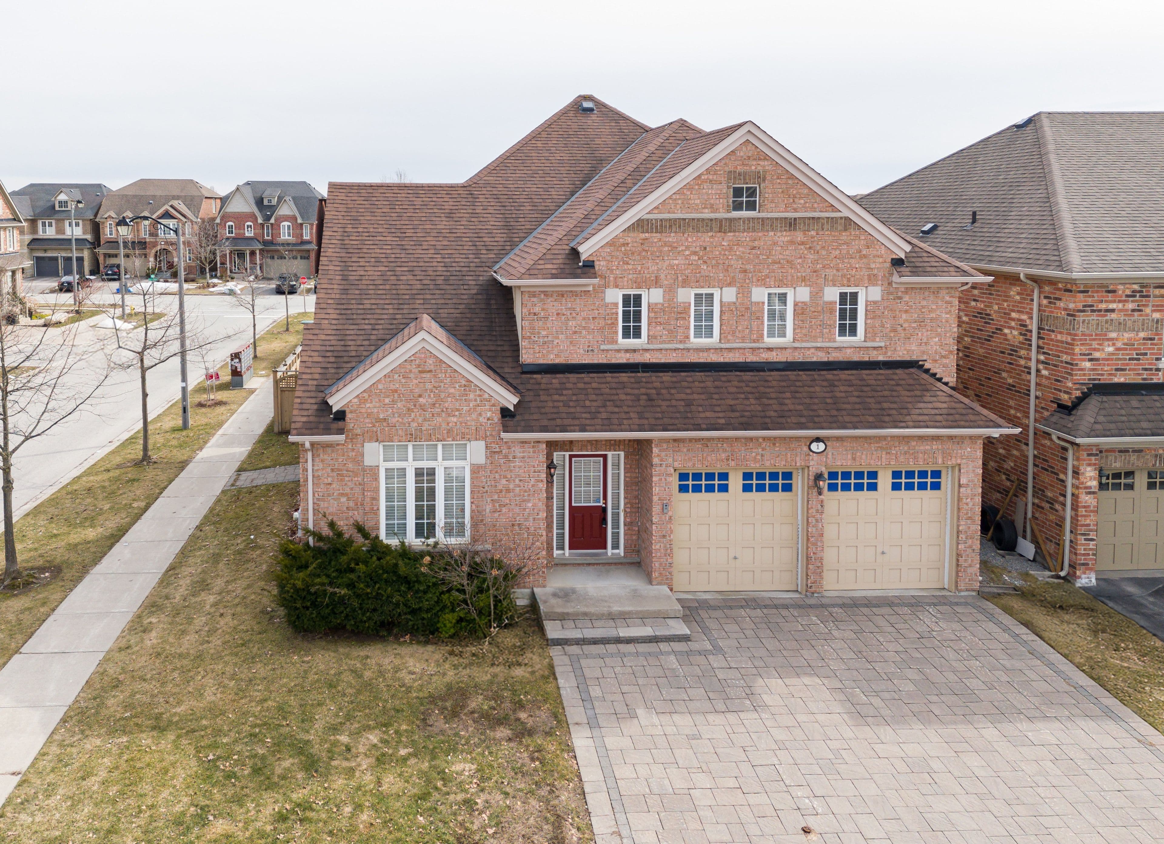 1 Herbert Wales Crescent, Markham, ON L6C 0G1