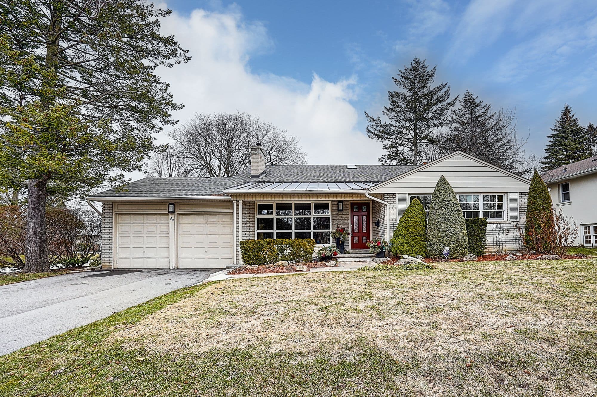 88 Princess Anne Crescent, Toronto W08, ON M9A 2P8