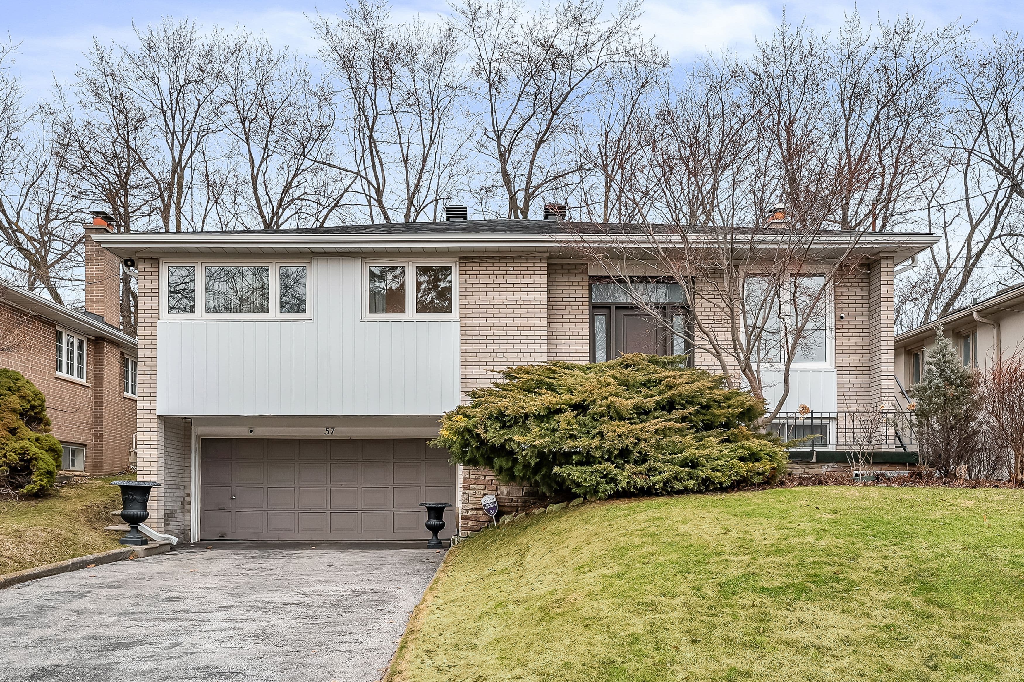 57 Valentine Drive, Toronto C13, ON M3A 3J7