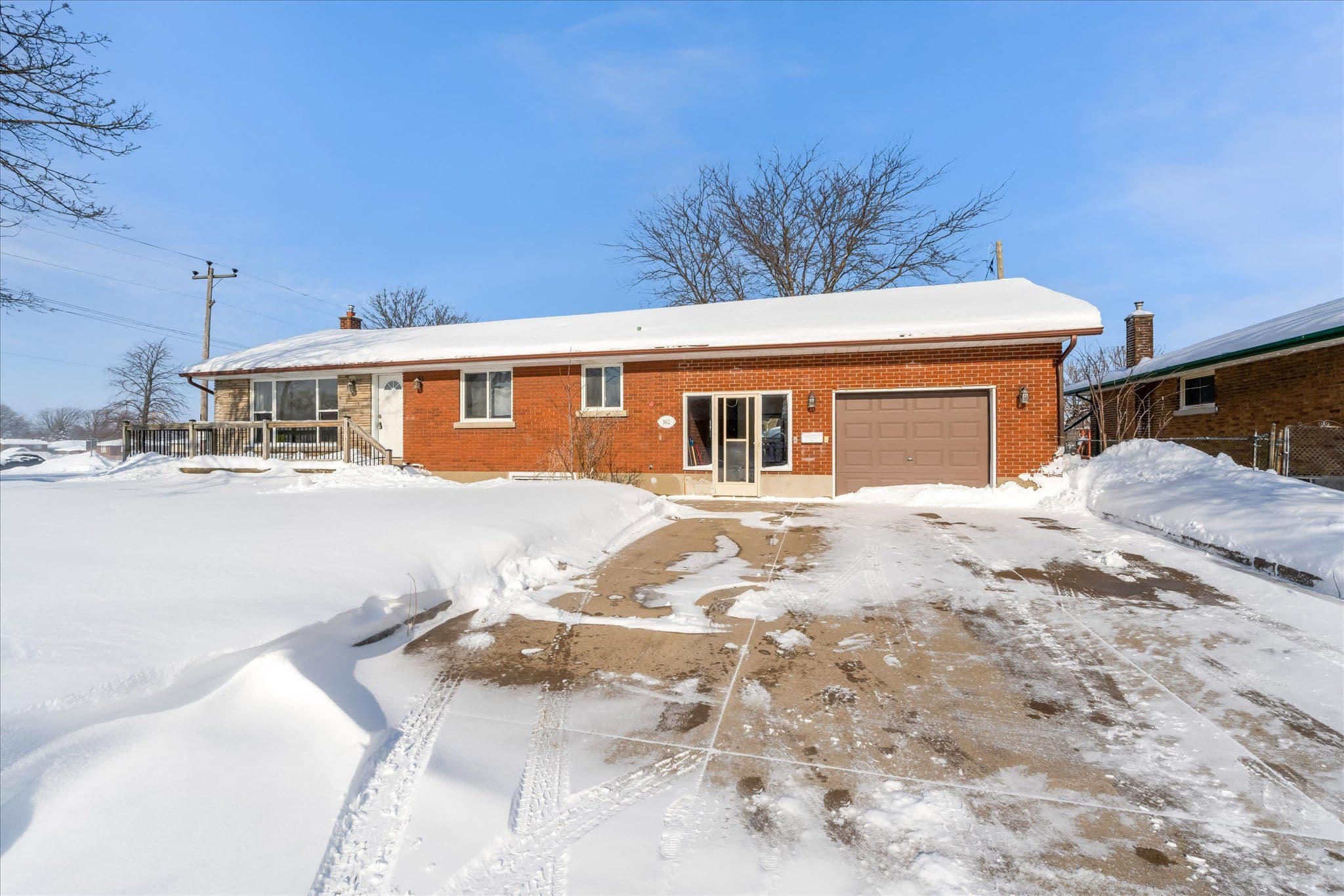 162 Ryerson Street, Thorold, ON L2V 3Y3
