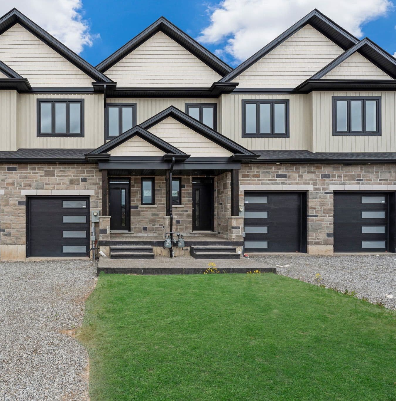 6200 Curlin Crescent, Niagara Falls, ON L2H 0B8