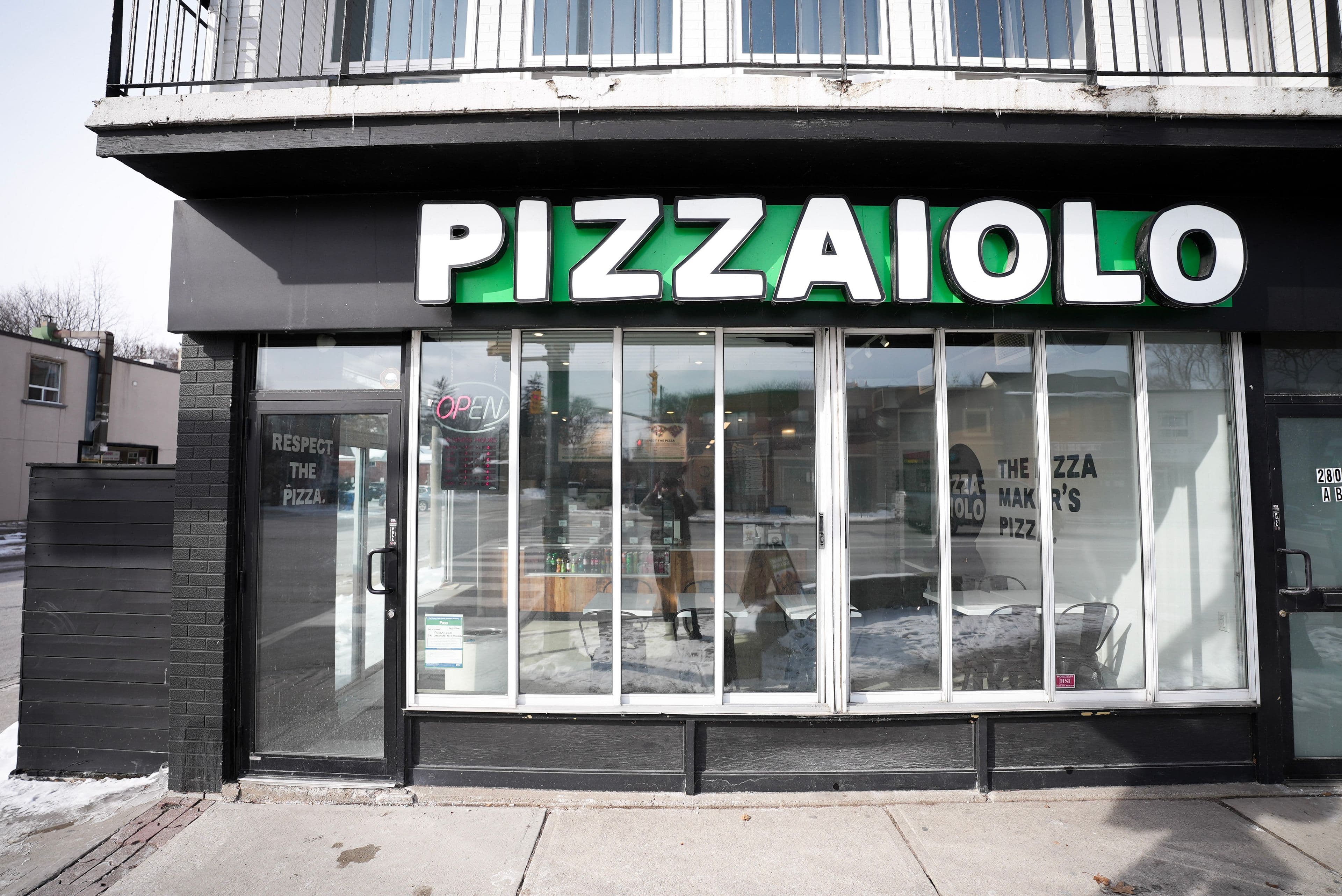 280 Lakeshore Road E, Mississauga, ON L5G 1H2