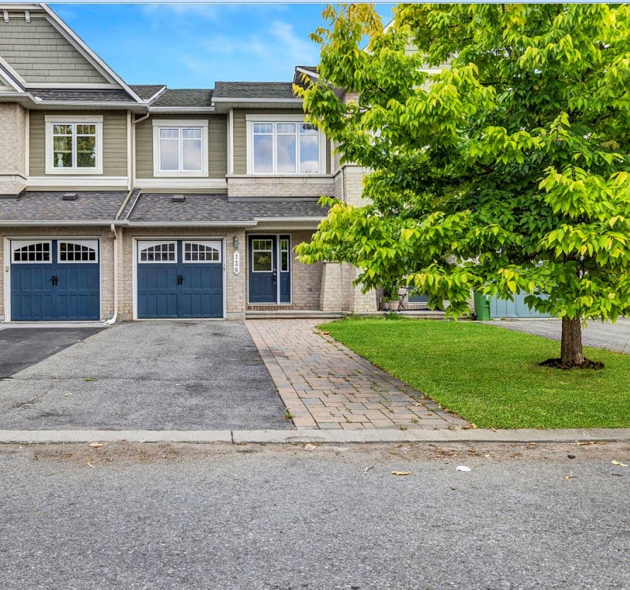 126 Garrity Crescent, Barrhaven, ON K2J 3T5