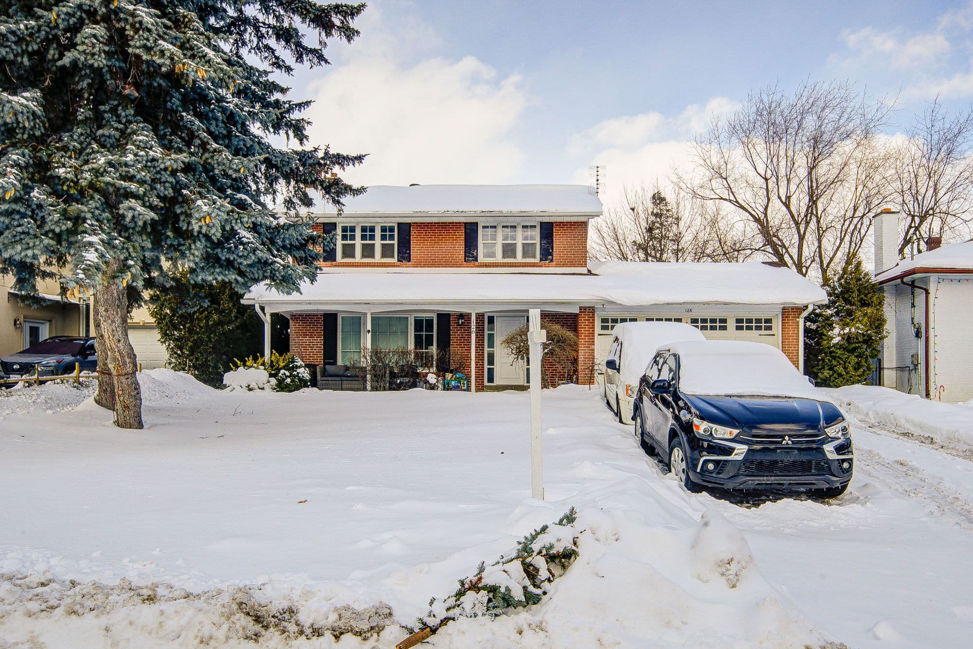 126 Sherwood Forest Drive, Markham, ON L3P 1R1
