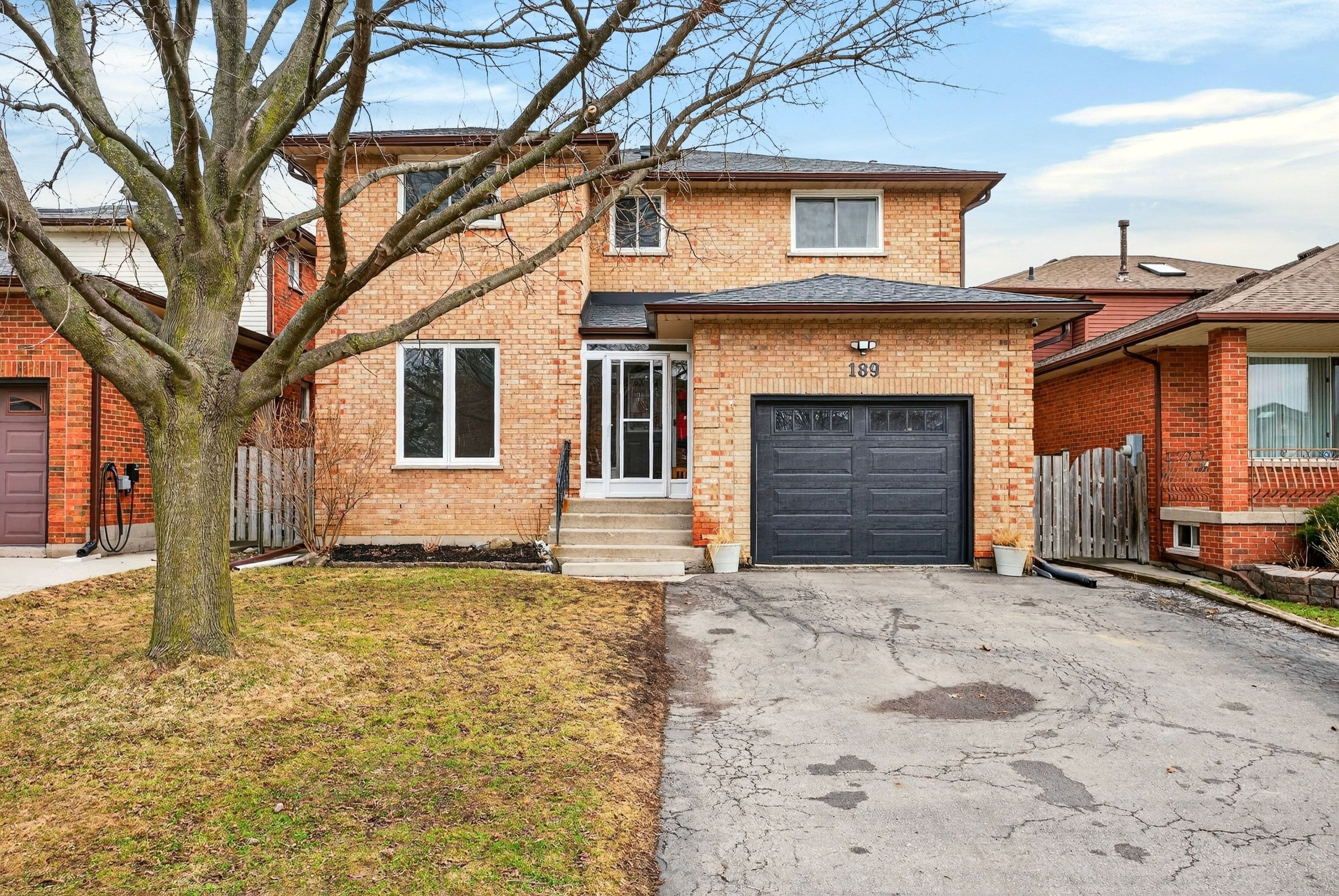 189 Templemead Drive, Hamilton, ON L8W 2W1