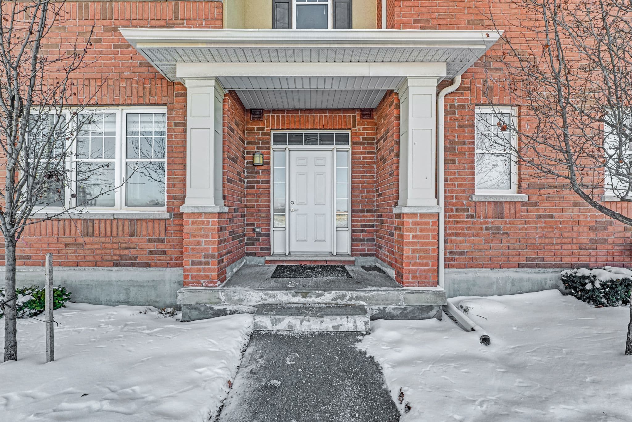 277 Gatwick Drive 101, Oakville, ON L6H 0K7