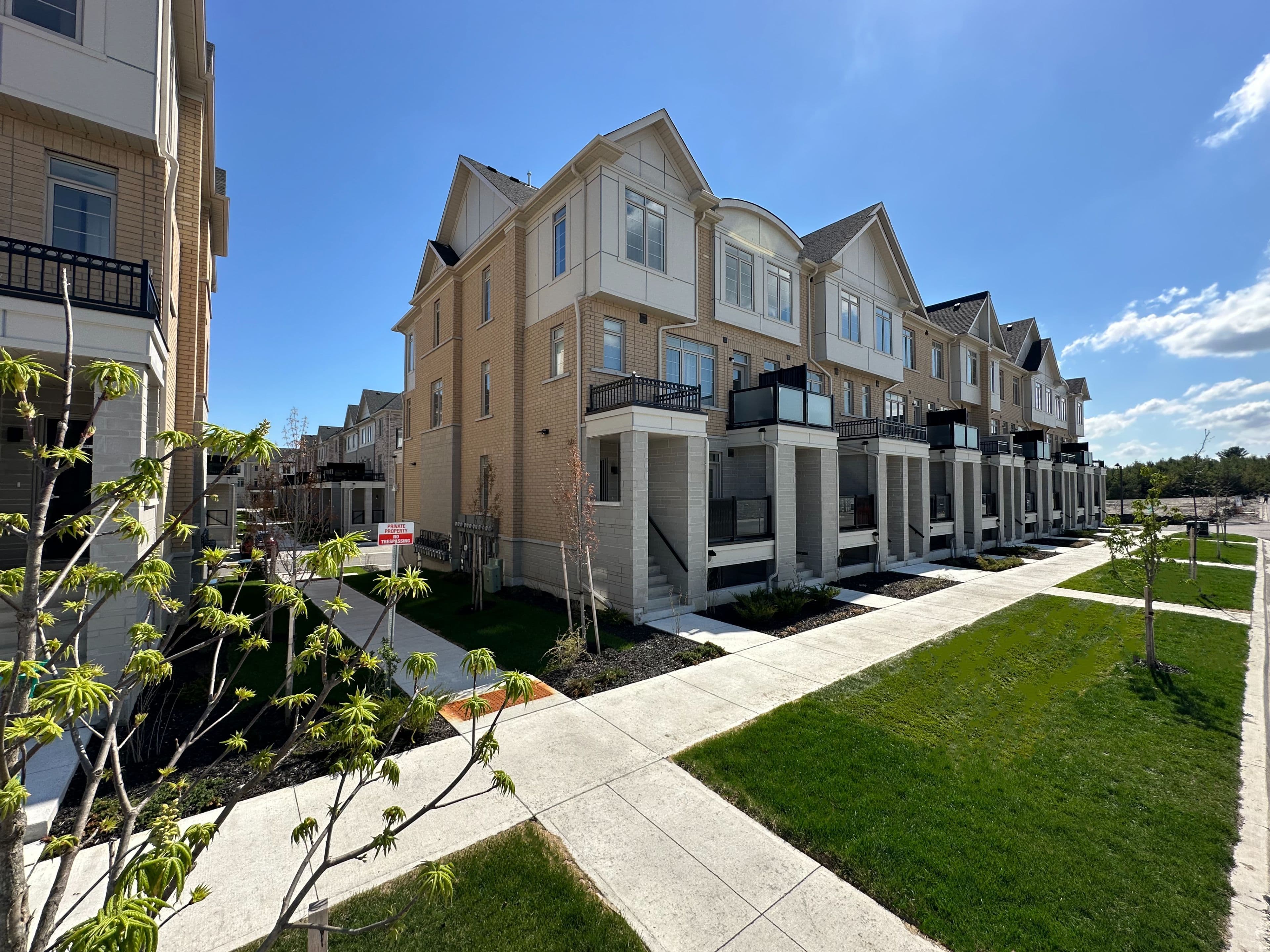 1655 Palmers Sawmill Road 113, Pickering, ON L1X 0R3