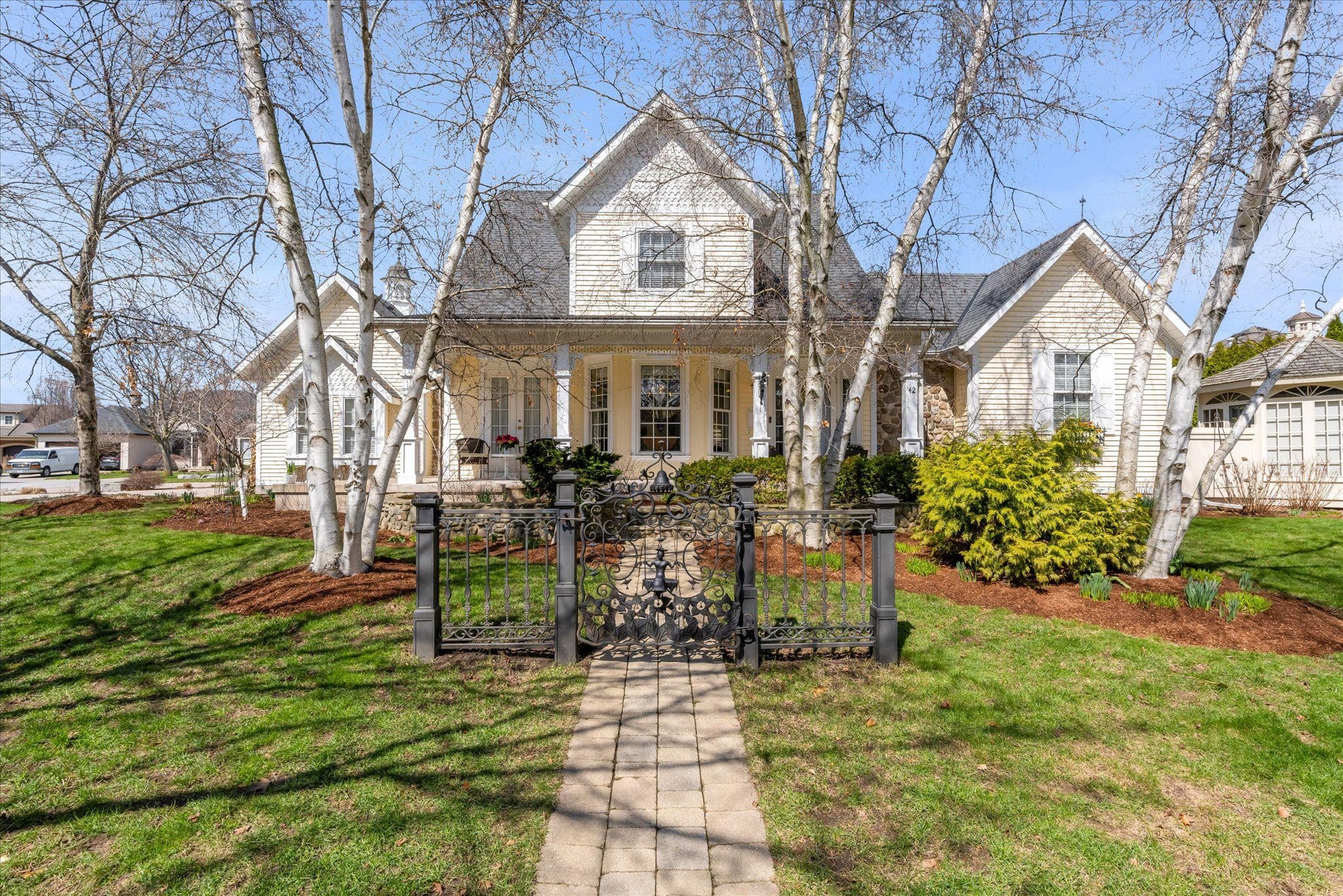 42 Sculler's Way, St. Catharines, ON L2N 7T1