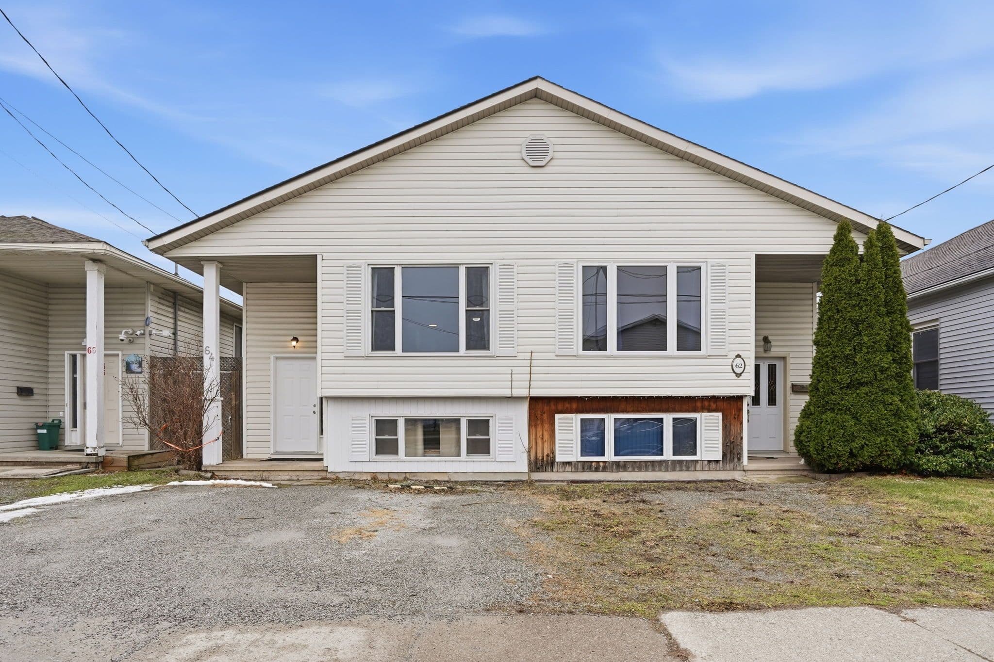 64 PAGE Street, St. Catharines, ON L2R 4A7