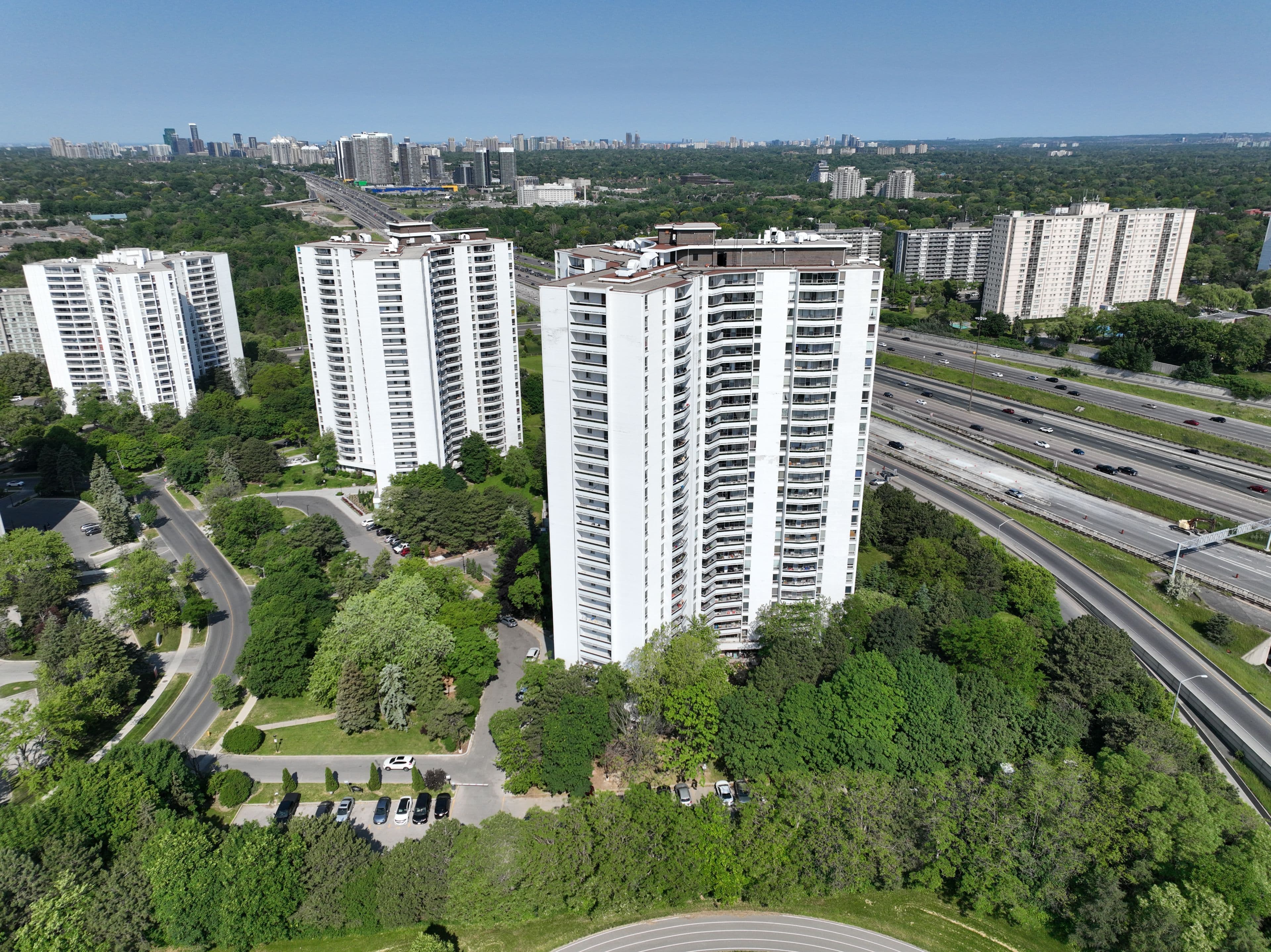 100 Graydon Hall Drive 101, Toronto C13, ON M3A 3A8