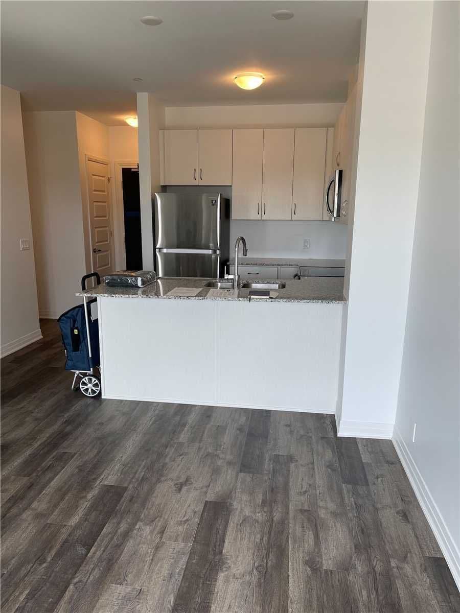 102 Grovewood Common Drive 320, Oakville, ON L6H 0X2