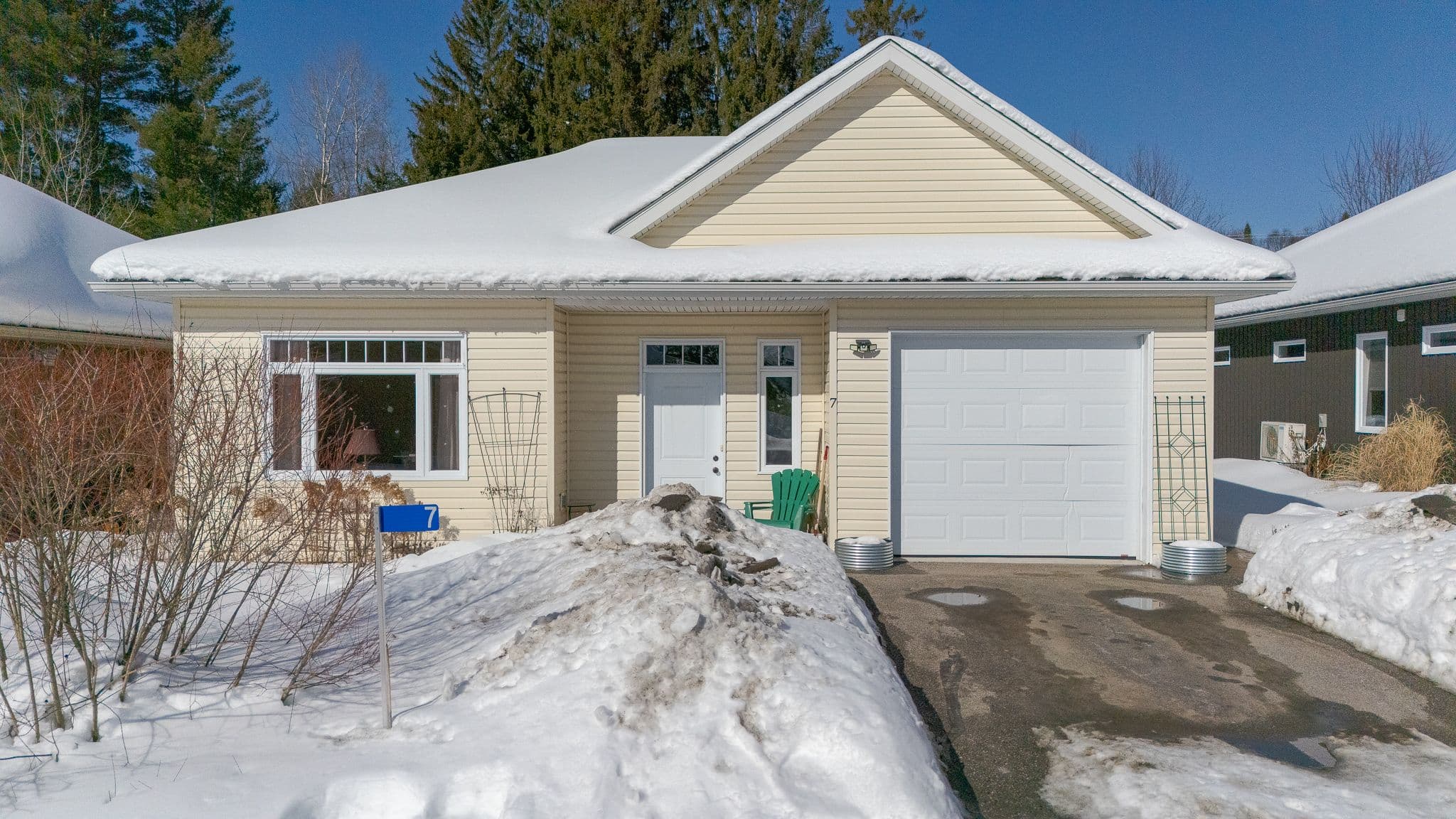 7 Autumn Lane S 4, Huntsville, ON P1H 0C7