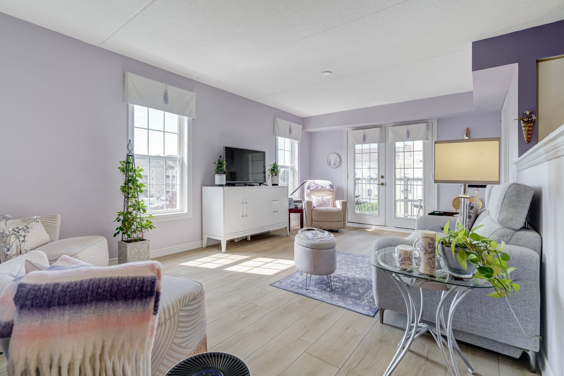 1460 Bishops Gate 313, Oakville, ON L6M 4N5