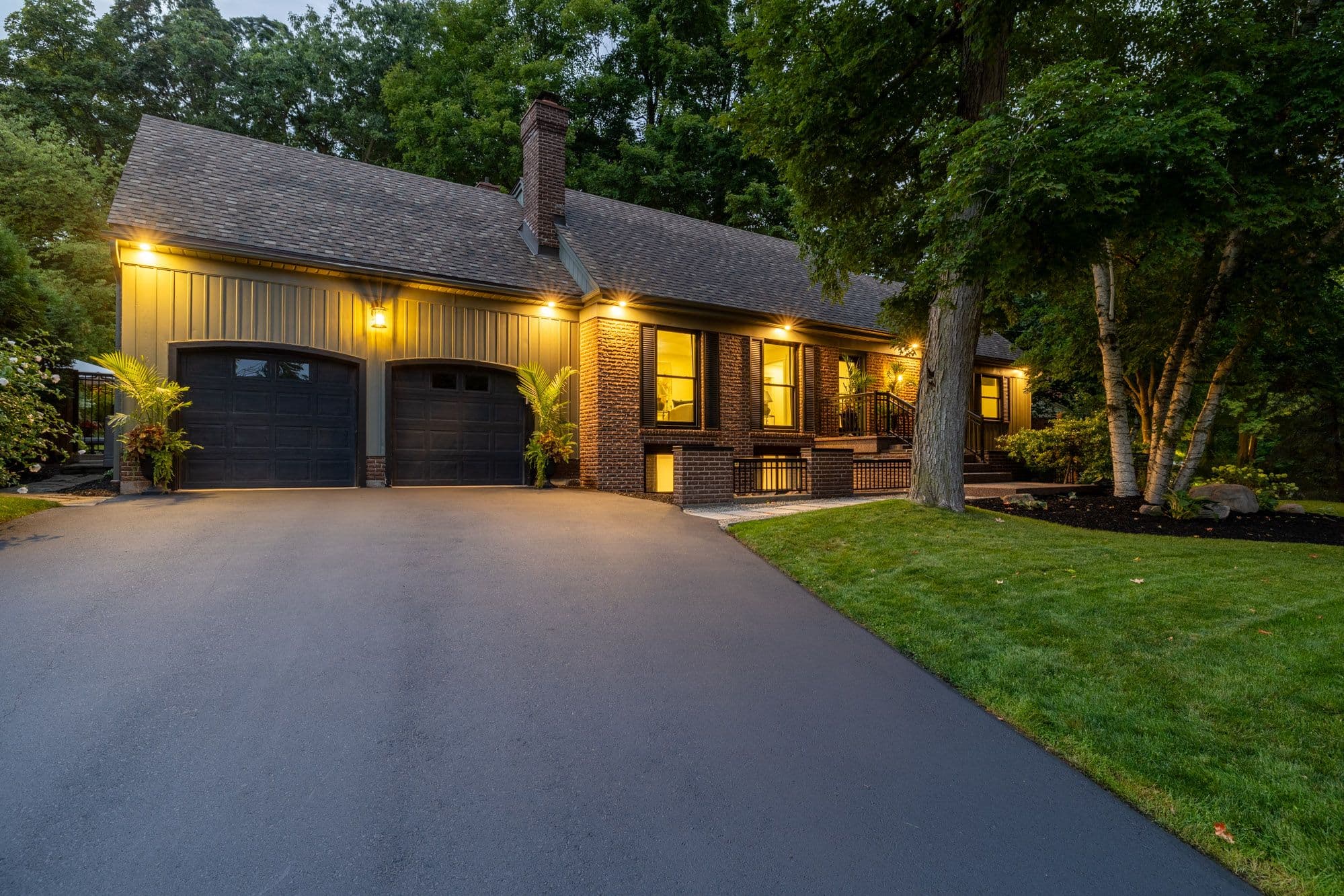 2129 Highview Drive, Burlington, ON L7P 0P2