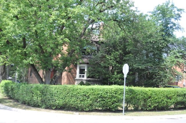 92 Kimbark Boulevard, Toronto C04, ON M5N 2Y2