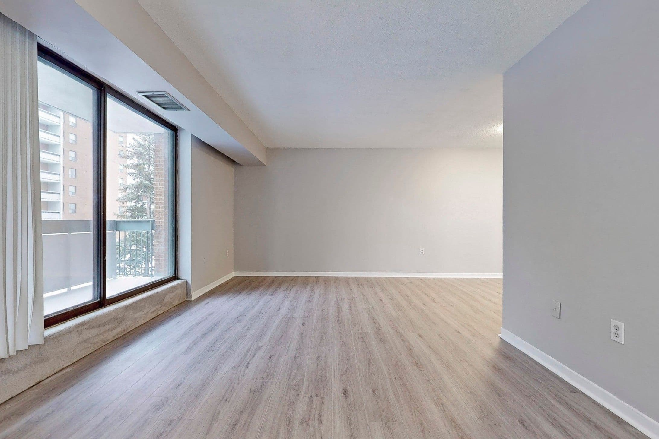 1200 Bridletowne Circle 306, Toronto E05, ON M1W 2T9