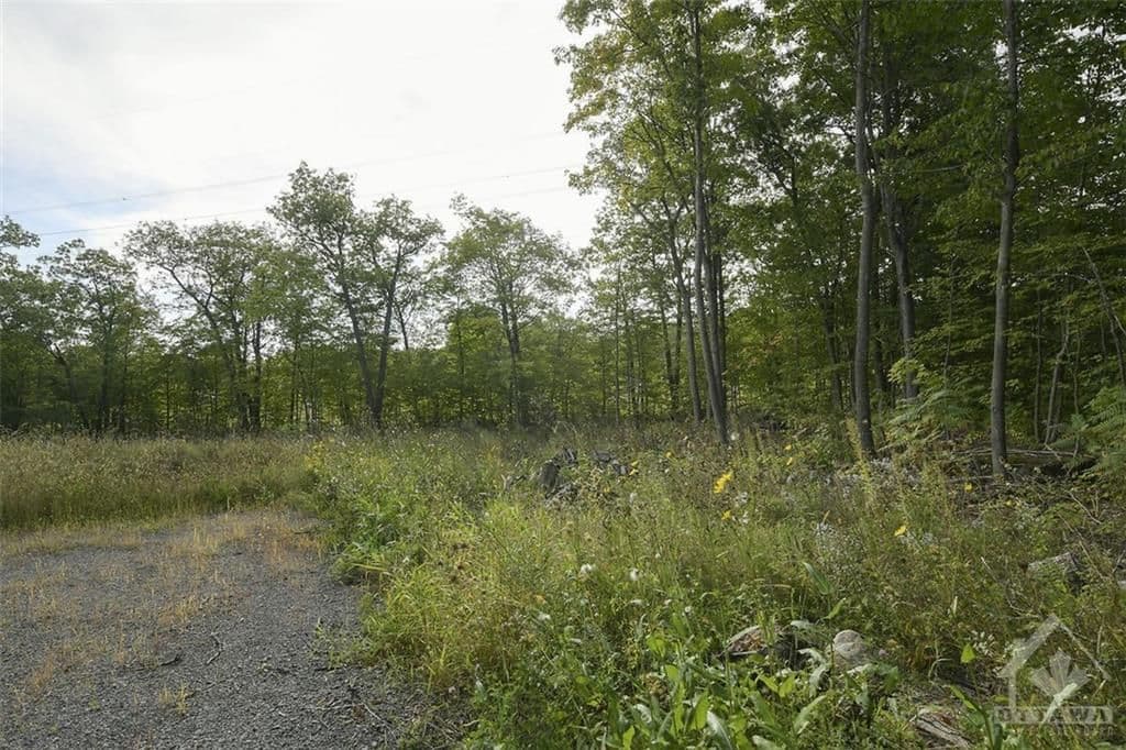 1310 CUMBERLAND RIDGE Drive, Orleans - Cumberland and Area, ON K4C 1E1