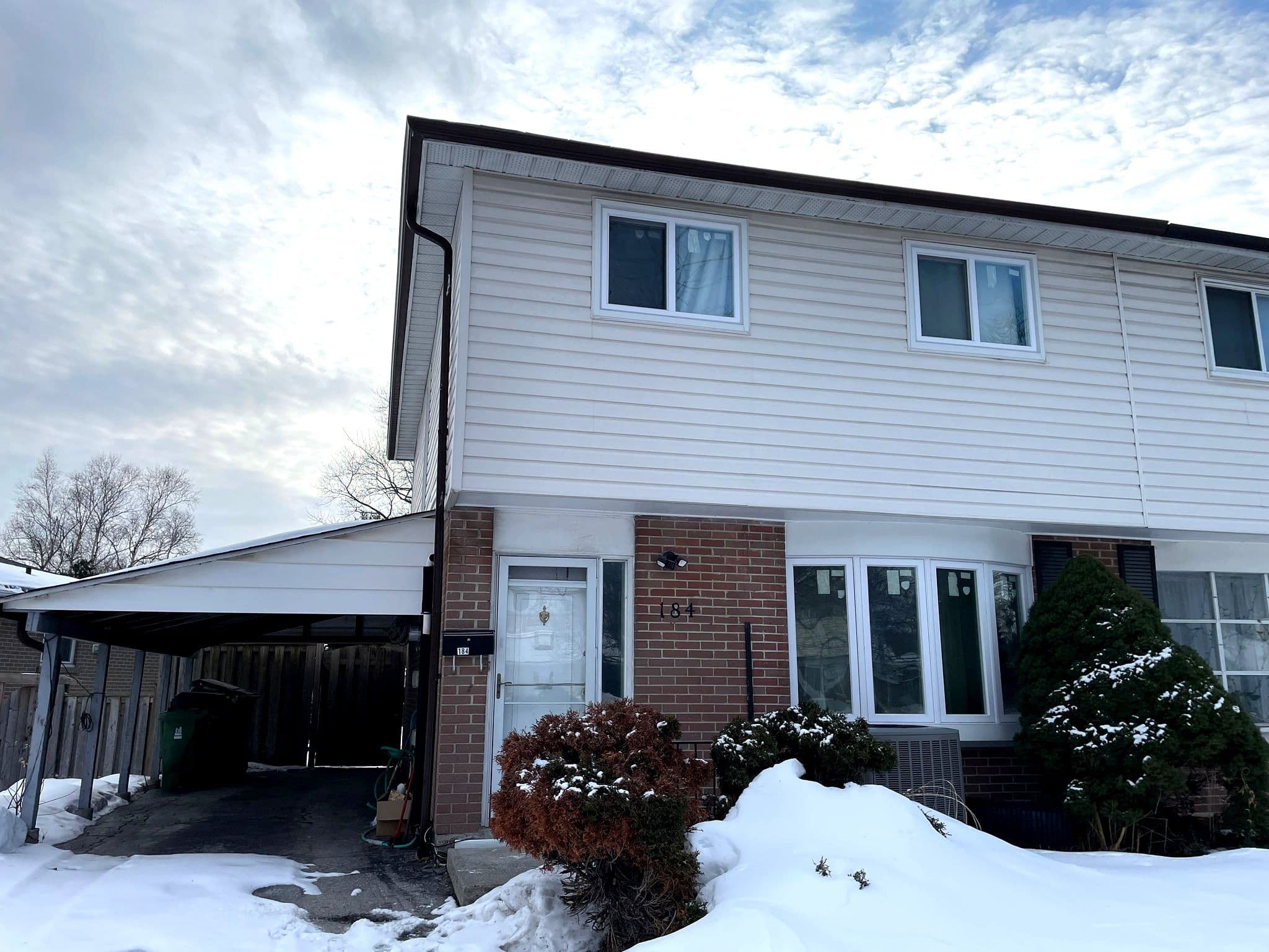 184 Hollyberry Trail, Toronto C15, ON M2H 2P4