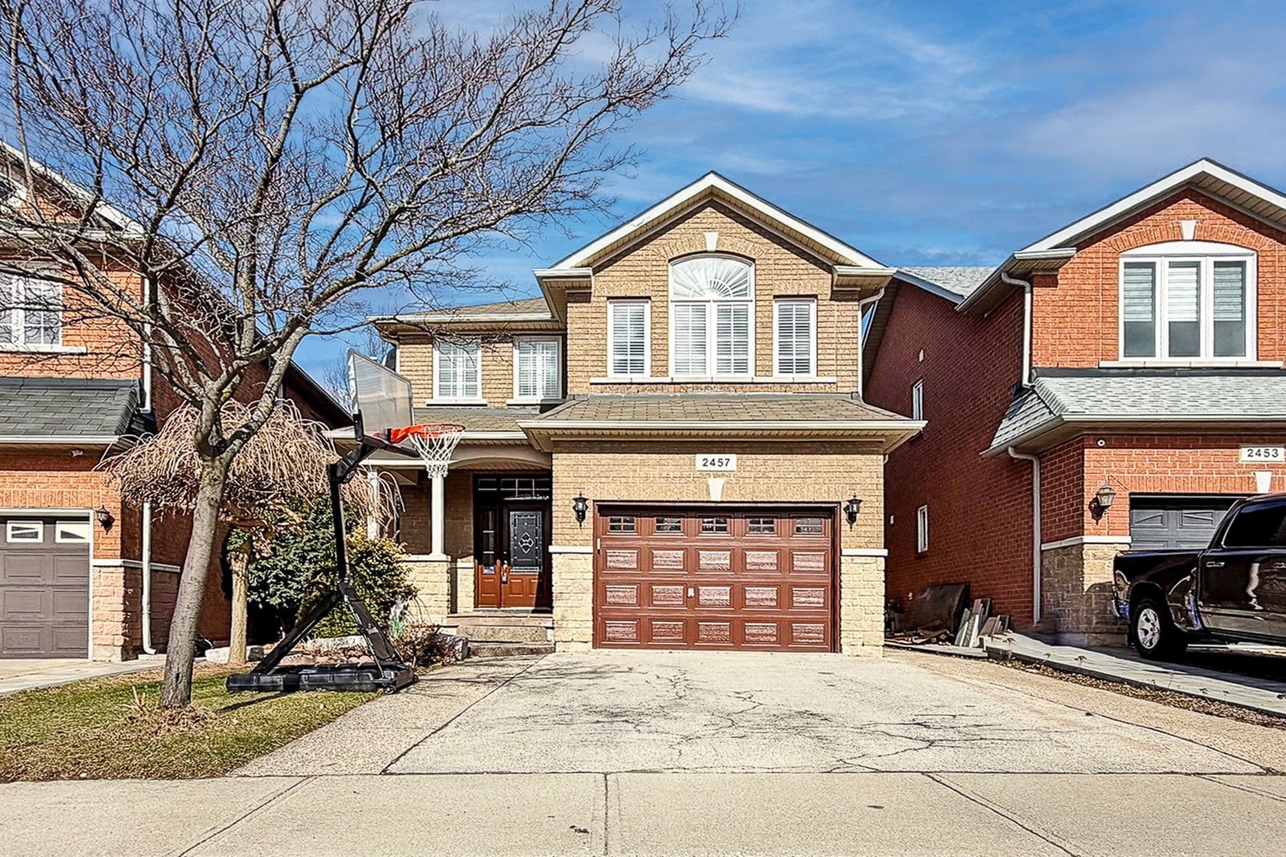 2457 Hilda Drive, Oakville, ON L6H 7N5