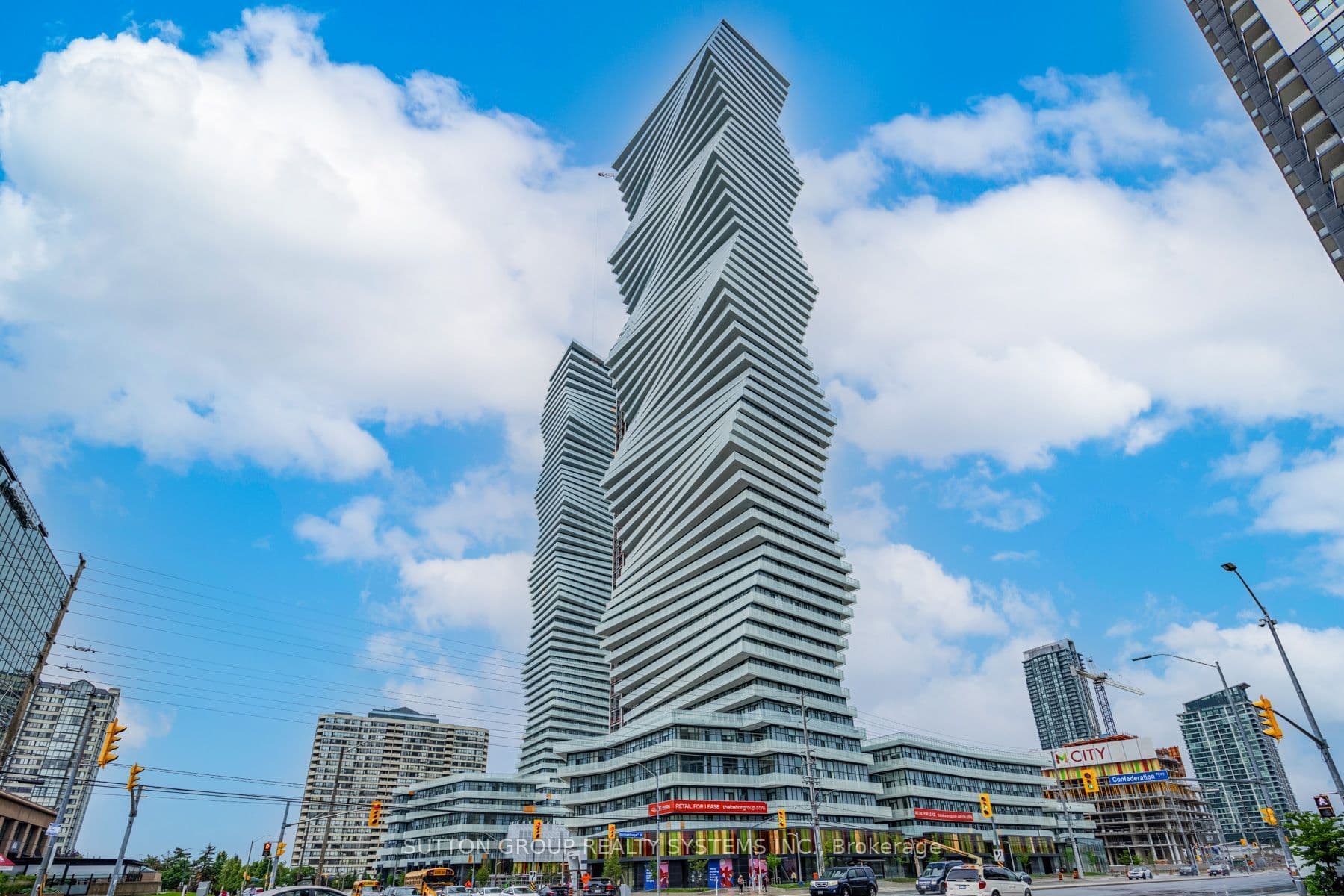 3900 Confederation Parkway 707, Mississauga, ON L5B 0M3