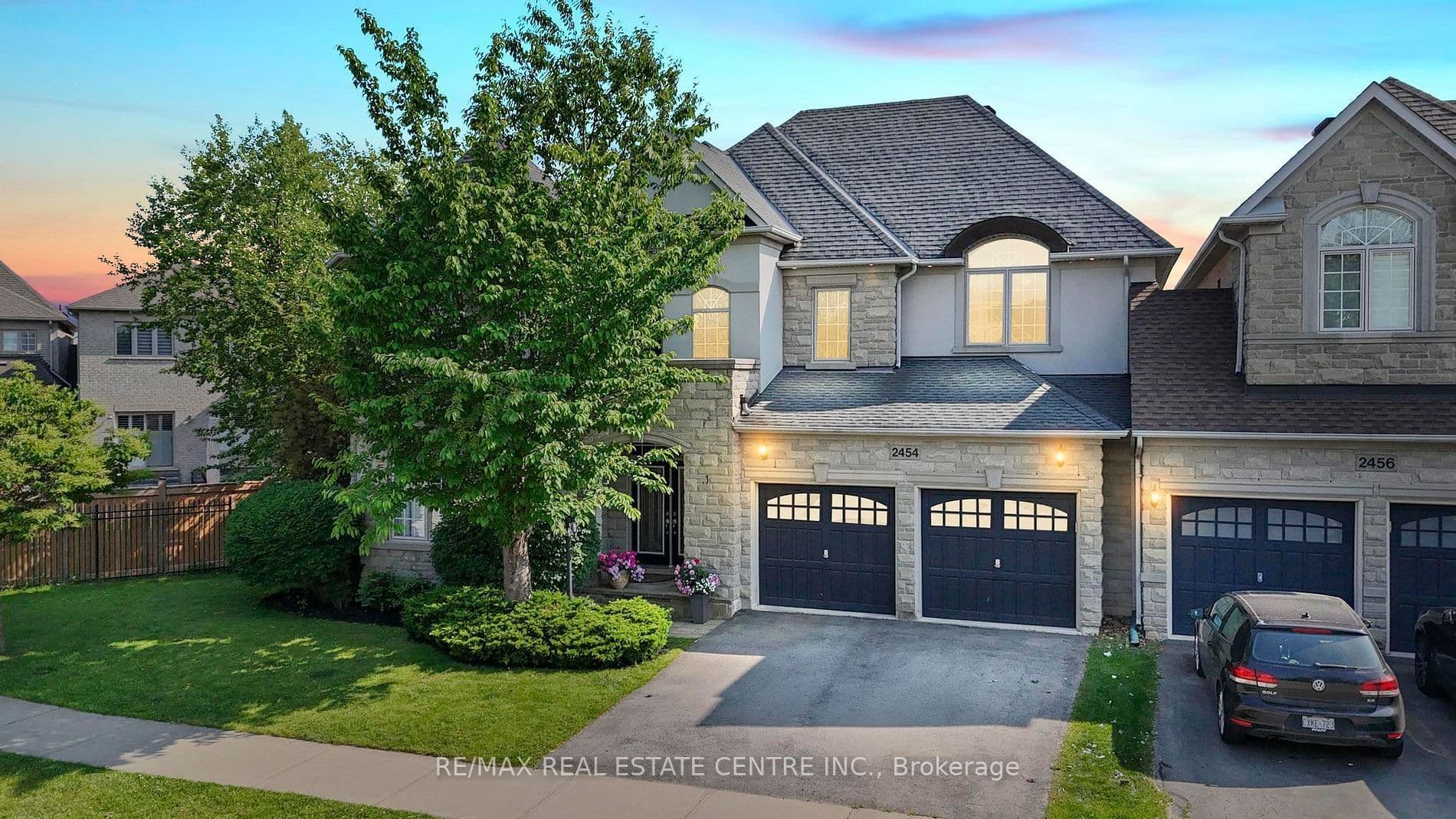 2454 Springforest Drive, Oakville, ON L6M 0A1