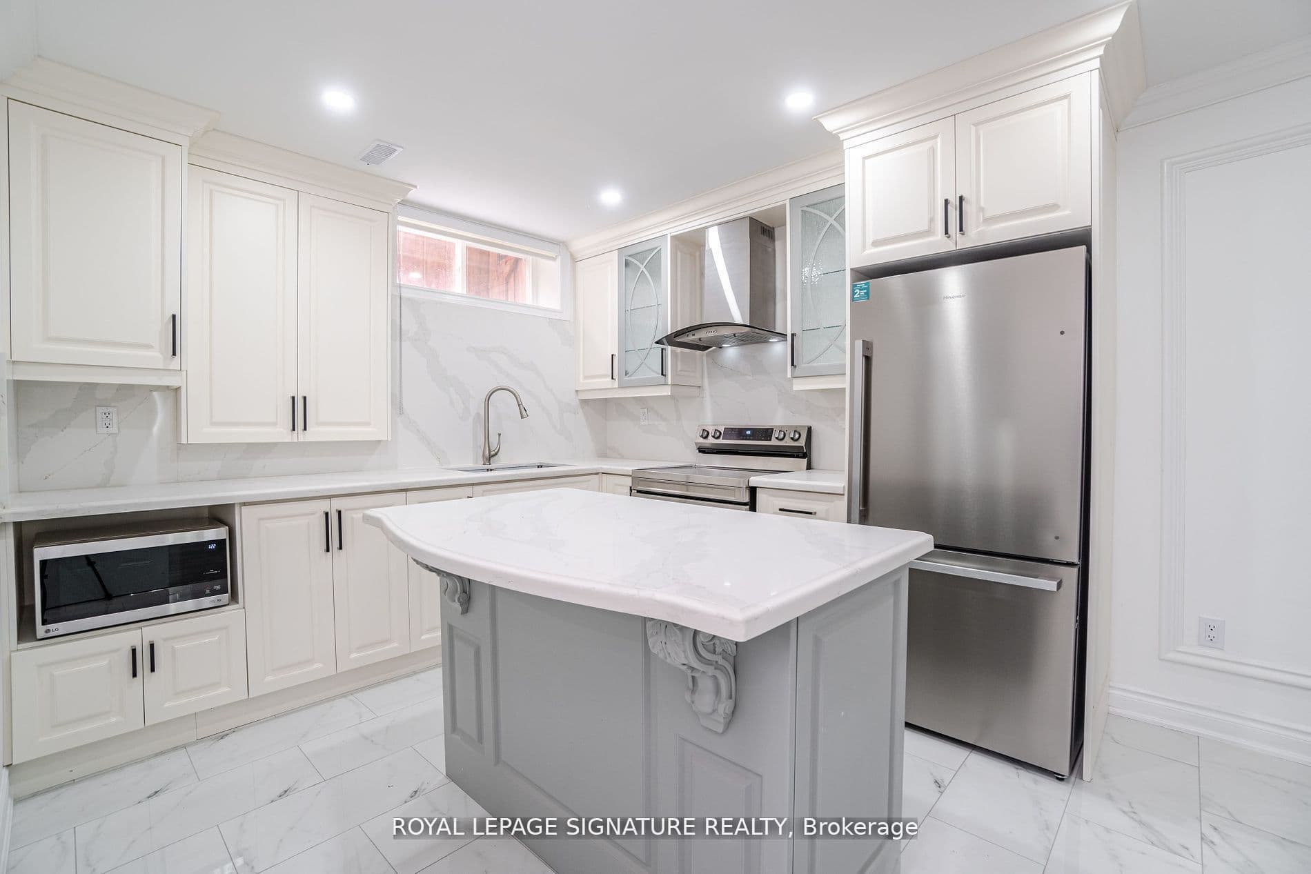 36 Dudley Avenue Lower, Toronto C14, ON M2N 4W8