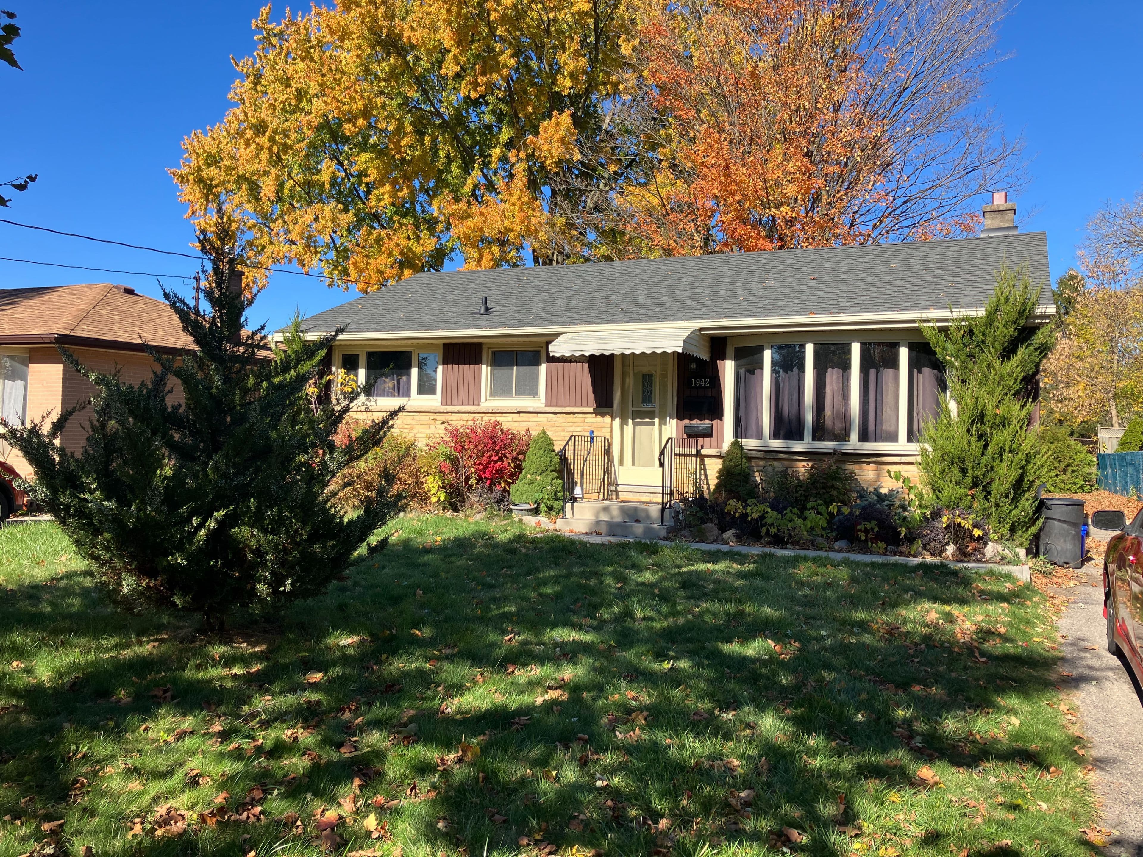 1942 Duluth Crescent, London East, ON N5V 1H7