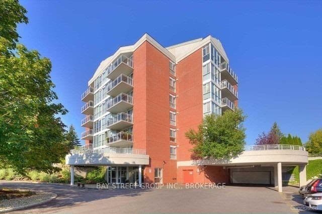 1071 Queens Avenue 605, Oakville, ON L6H 2R5