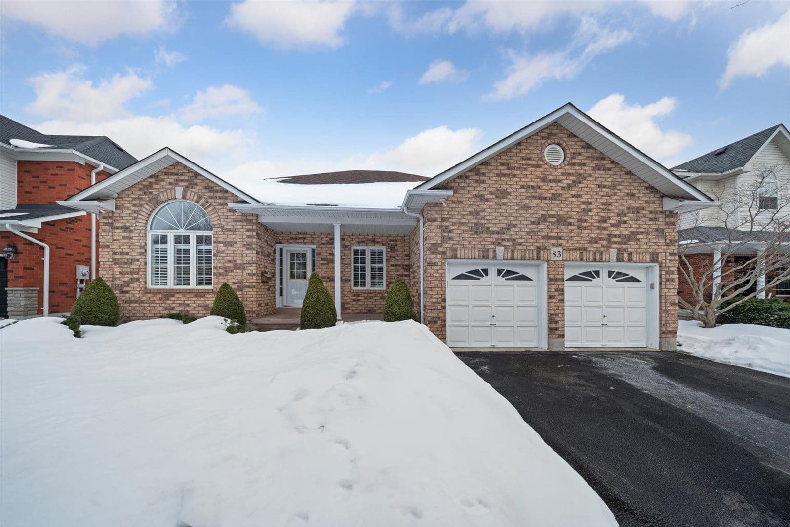 83 Auburn Lane, Clarington, ON L1E 2E9