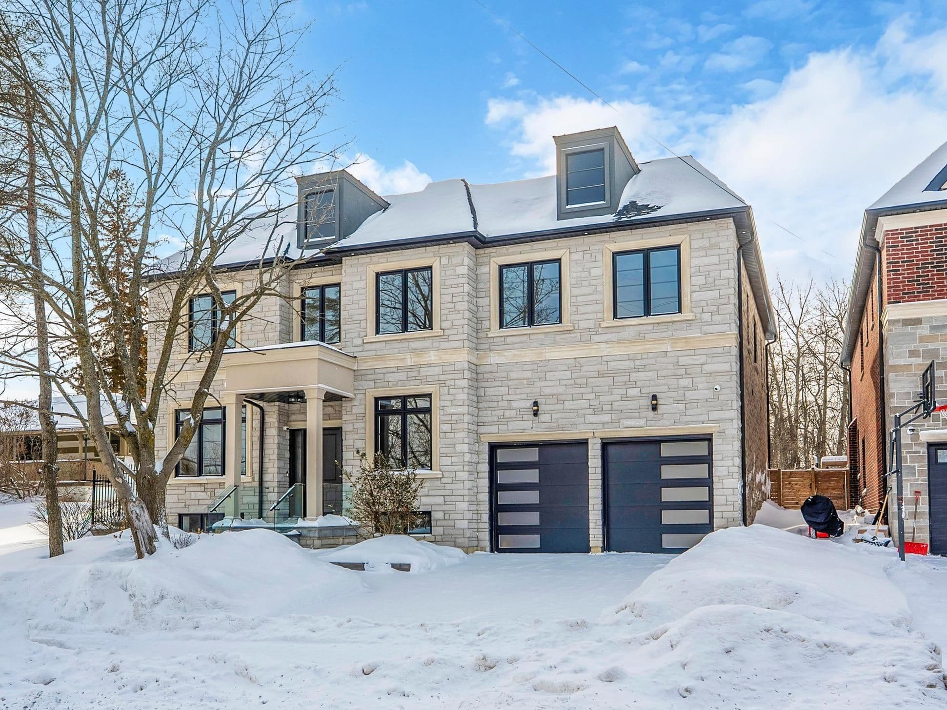 69 Snively Street, Richmond Hill, ON L4E 3E7