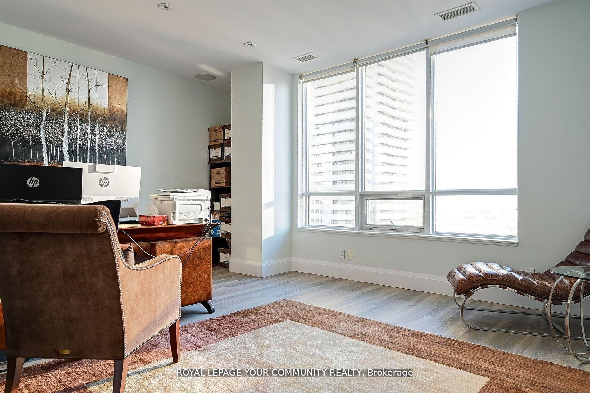 21 Balmuto Street Ph 35, Toronto C01, ON M4Y 1W4