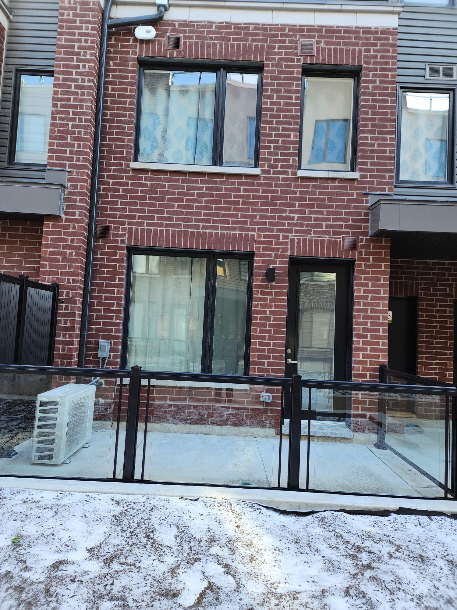 3415 Ridgeway Drive 14, Mississauga, ON L5L 0B9