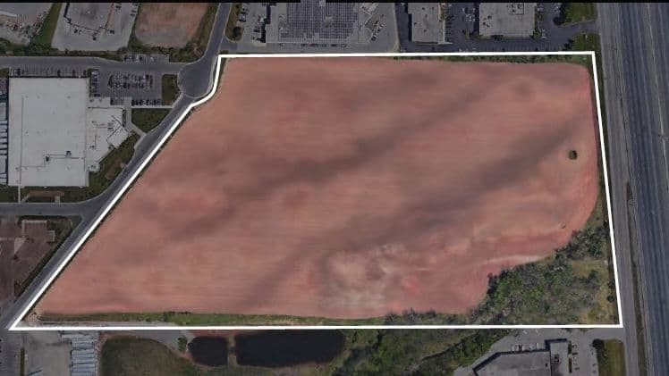 5179 North Service Road A&B, Burlington, ON L7L 5H6