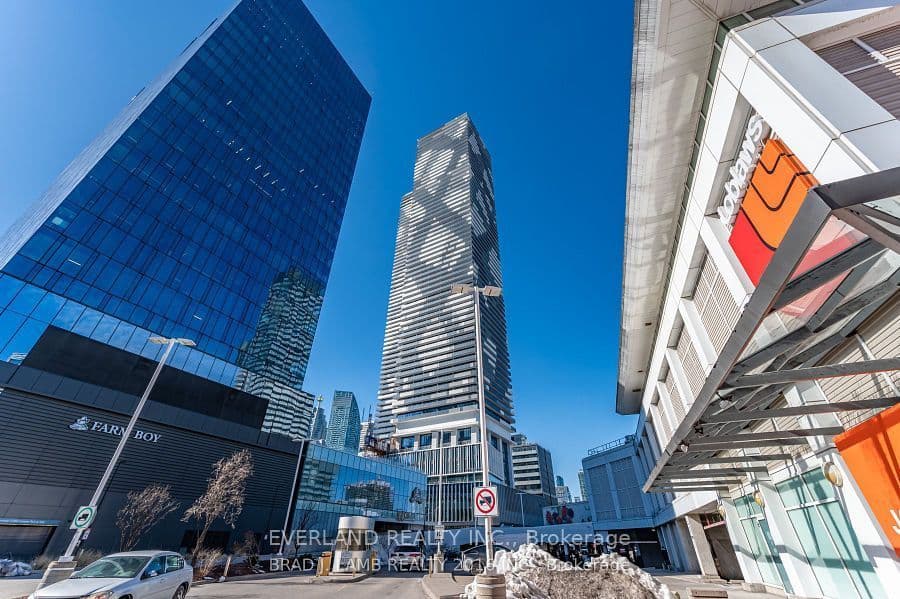 138 Downes Street 1108, Toronto W02, ON M5E 0E4