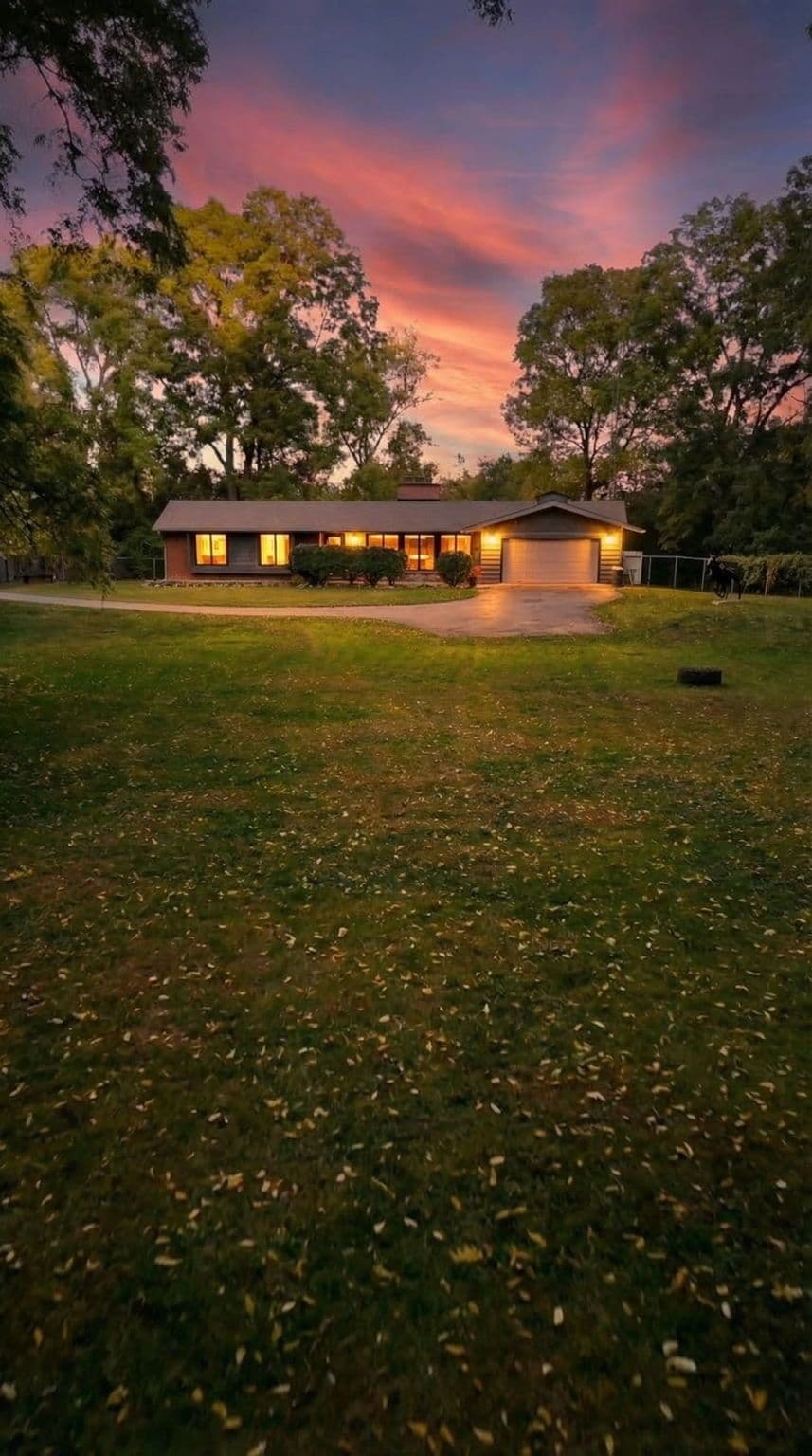 1539 Finch Avenue, Pickering, ON L1V 1K2