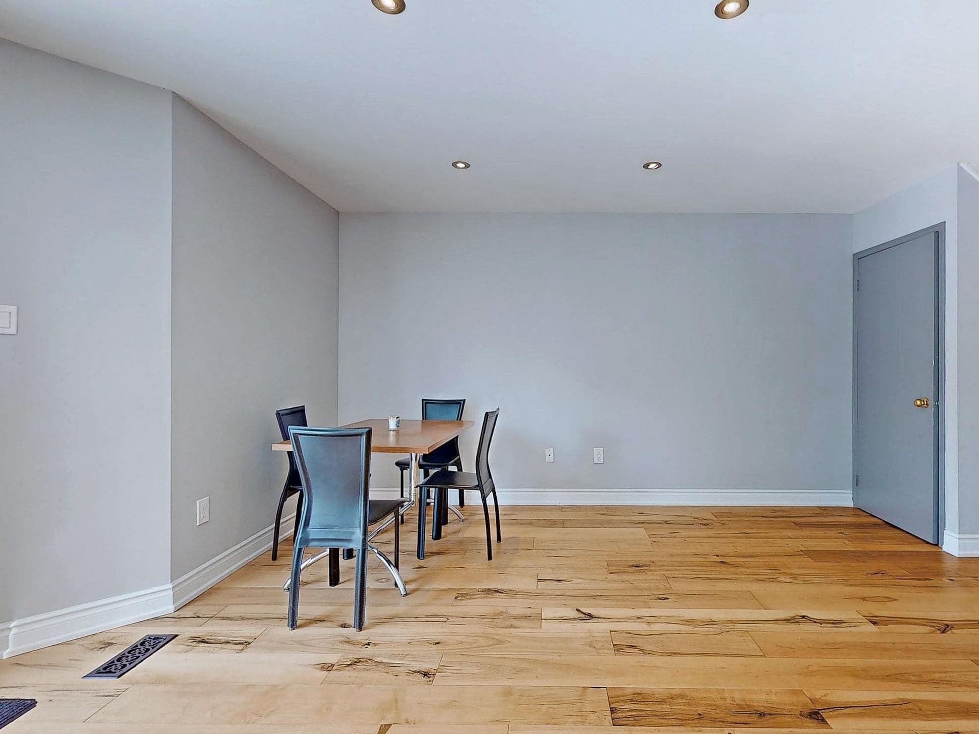 5552 Cortina Crescent, Mississauga, ON L4Z 3R2