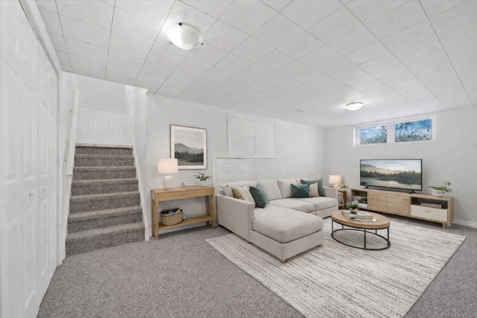 78 College Crescent BSMT, Barrie, ON L4M 2W3