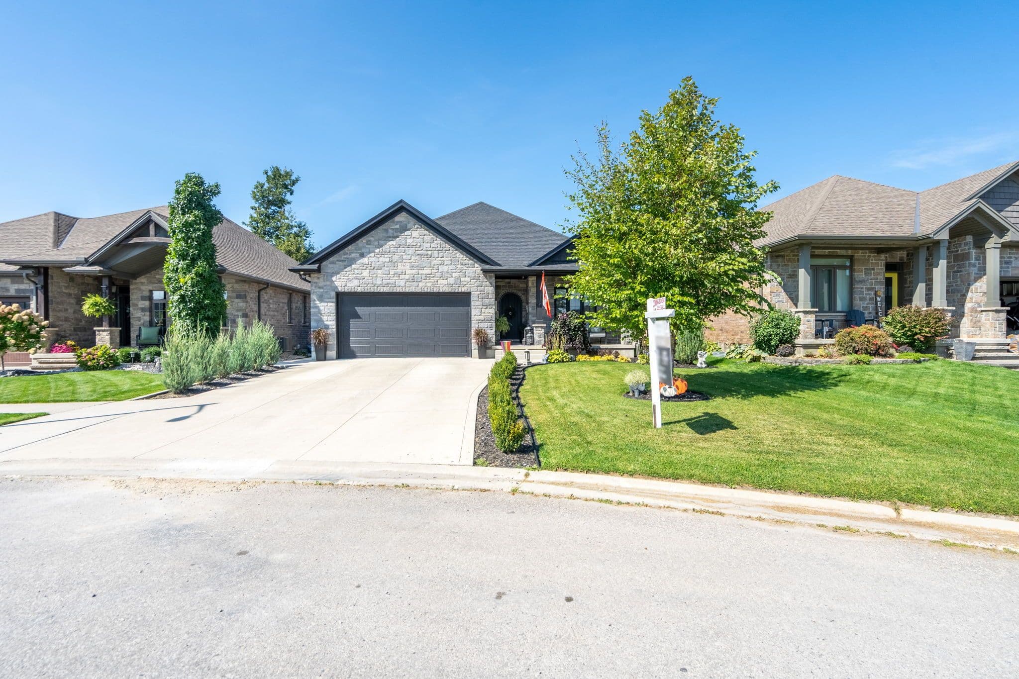 161 Collins Way, Strathroy-Caradoc, ON N7G 3H3