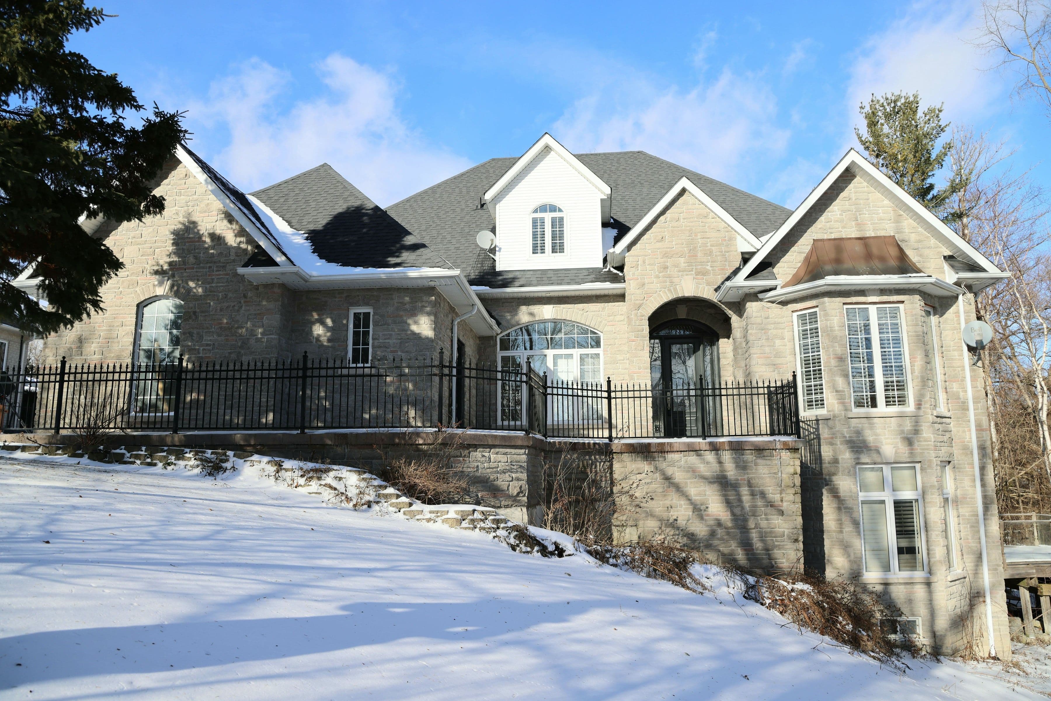 369 Coventry Hill Trail, Newmarket, ON L3X 2A1