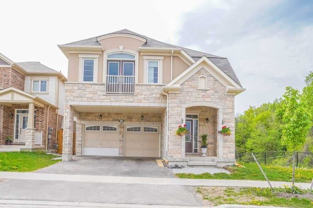 1040 Foxtail Crescent Main & 2nd, Pickering, ON L1X 0E7