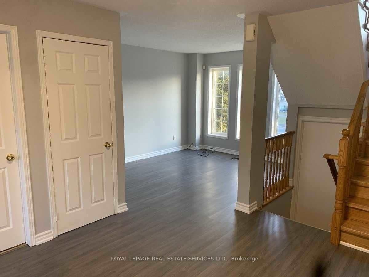 2162 St Clair Avenue W, Toronto W02, ON M6N 5C1