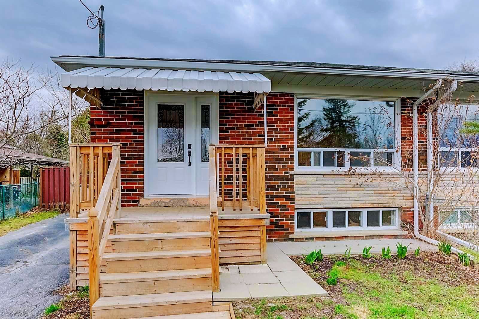 382 Blue Grass Boulevard, Richmond Hill, ON L4C 3H4