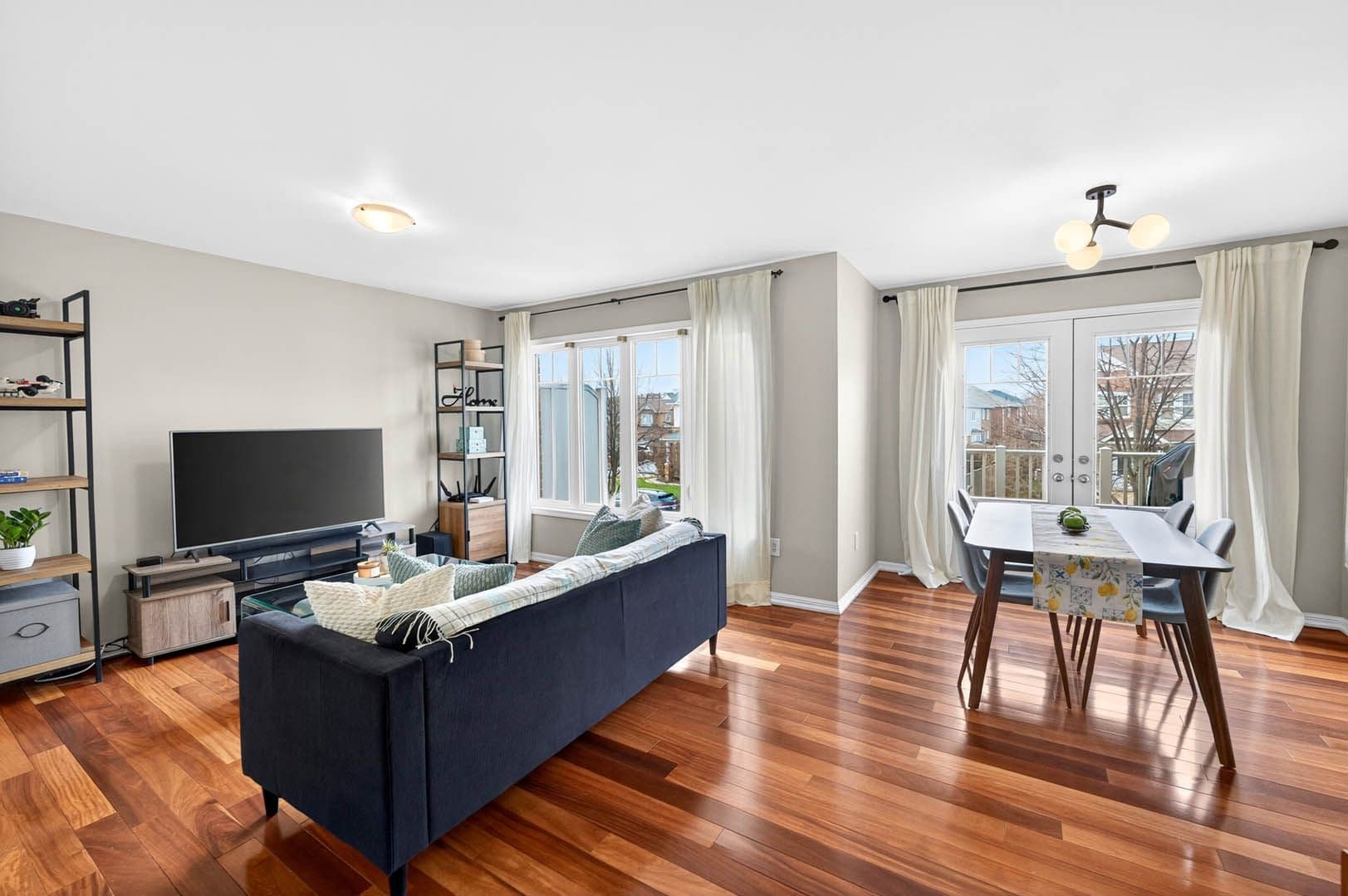 18 Cossey Lane, Whitchurch-Stouffville, ON L4A 0R1