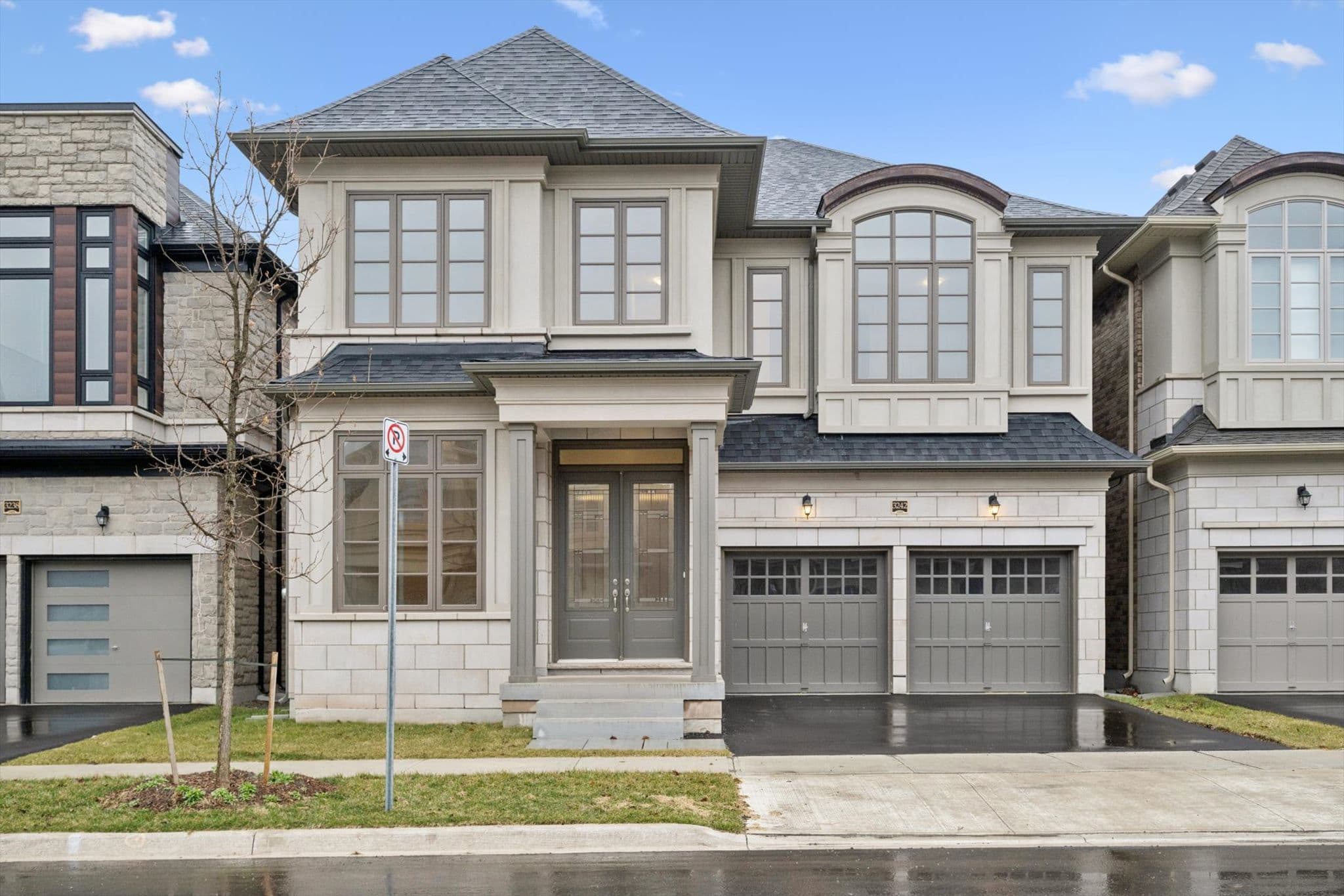 3242 Millicent Avenue, Oakville, ON L6H 0V8