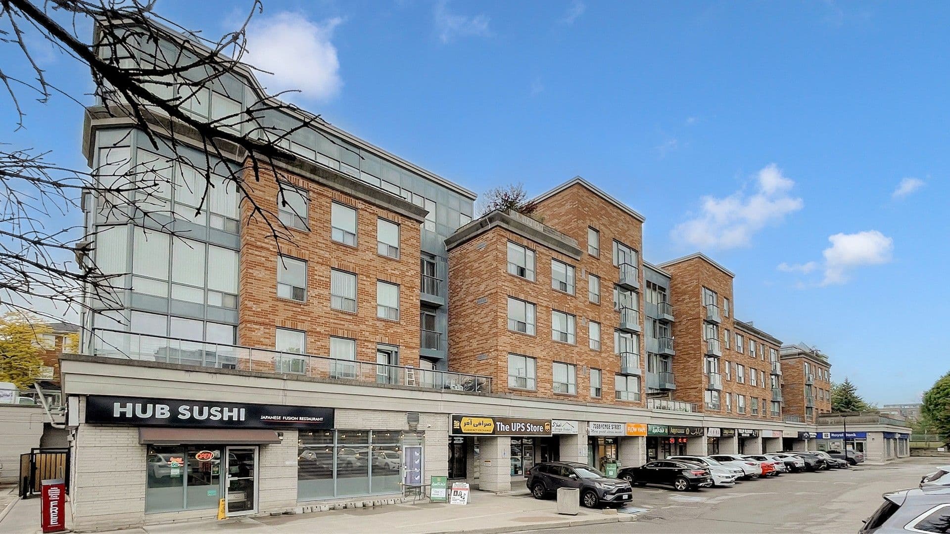 7398 Yonge Street 111, Vaughan, ON L4J 8J2